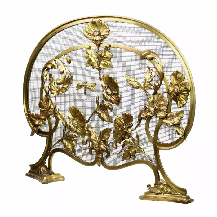 Elegant mantel screen in bronze, with poppies, in Art Nouveau style. France, around 1900 