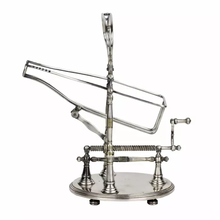 Magnificent carriage with a gate mechanism for pouring drinks. Christofle. 