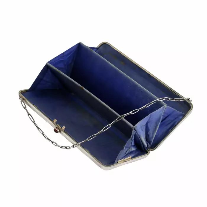 Sac en argent theâtral pour dames. Lettonie annees 1920-30. 