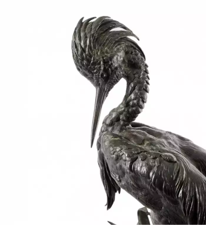 Figure en bronze d`un heron. JULES MOIGNIEZ (1835-1894). 