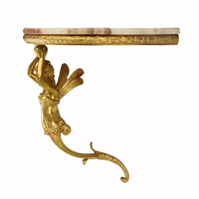 Paire de consoles en bronze dore à ecorce ailee, dans le goût de Napoleon III. 19ème siècle. 