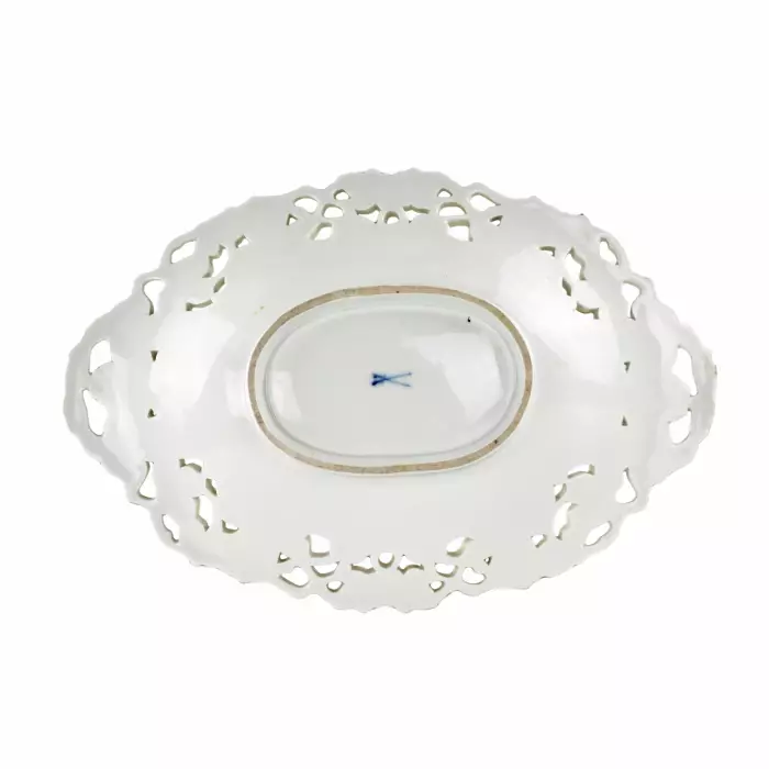 Meissen dish. 