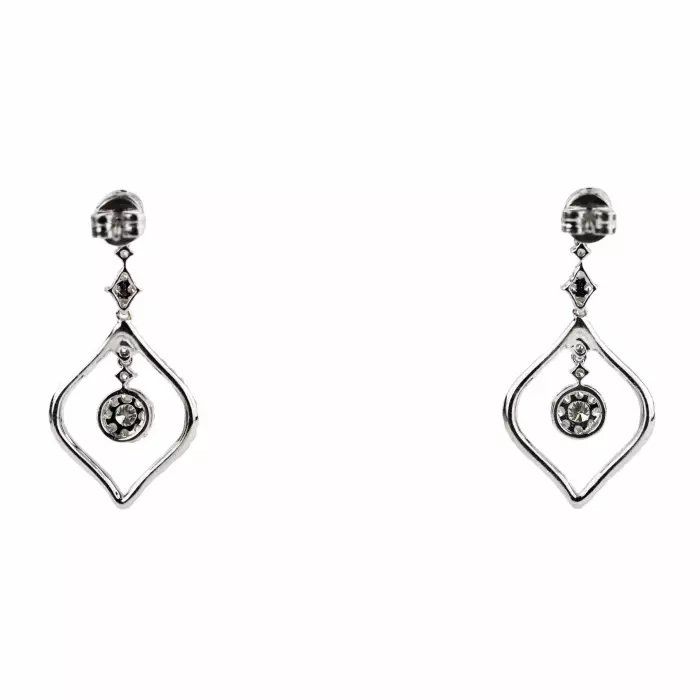 Boucles d`oreilles en or blanc avec diamants. Giorgio Visconti.