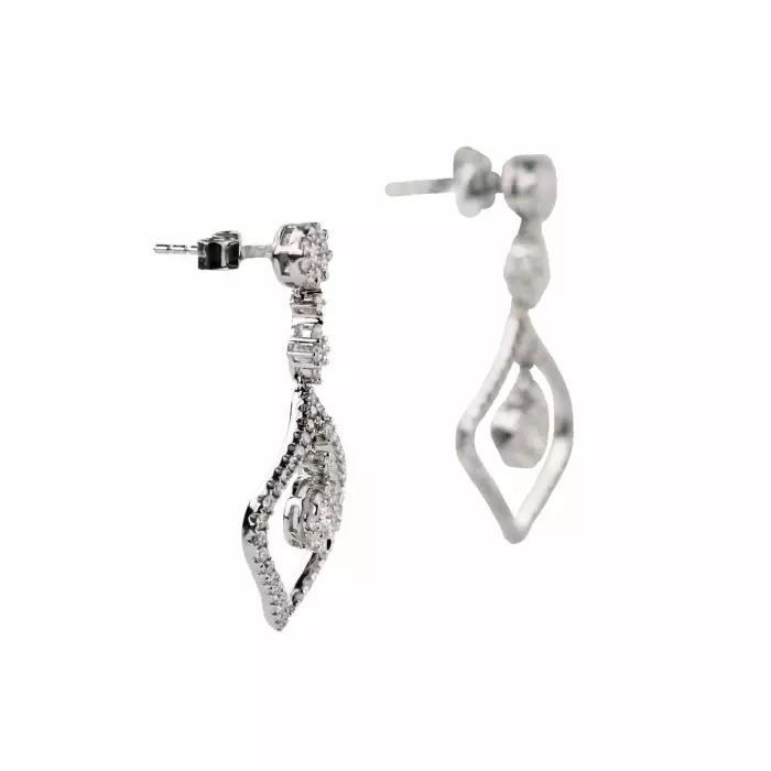 Boucles d`oreilles en or blanc avec diamants. Giorgio Visconti.