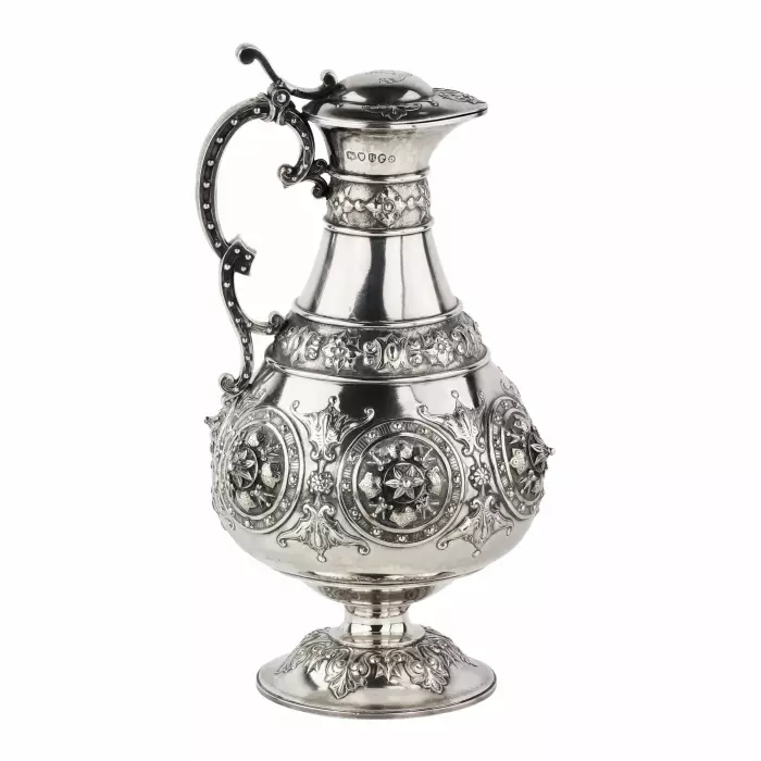 ВИННЫЙ КУВШИН из серебра. Джеймс Барклай Хеннелл, Лондон, 1877.