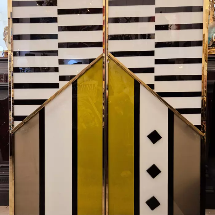 Late Art Deco cabinet in polychrome glass marquetry, Murano, Circa 1950