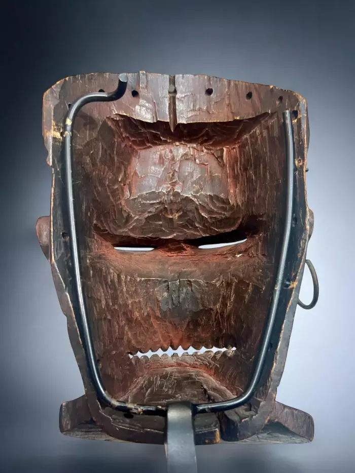 Tchokwé mask from Angola in wood and pigments - Circa 1900