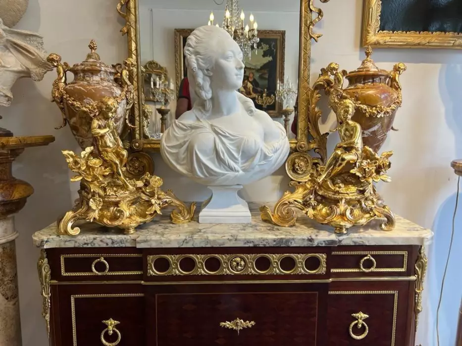 Pair of gilt bronze sculptures of Cupidon and Psyché, 19th century