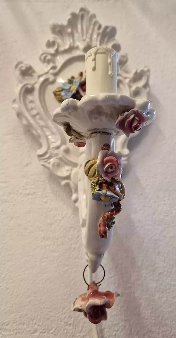 Wall lamp