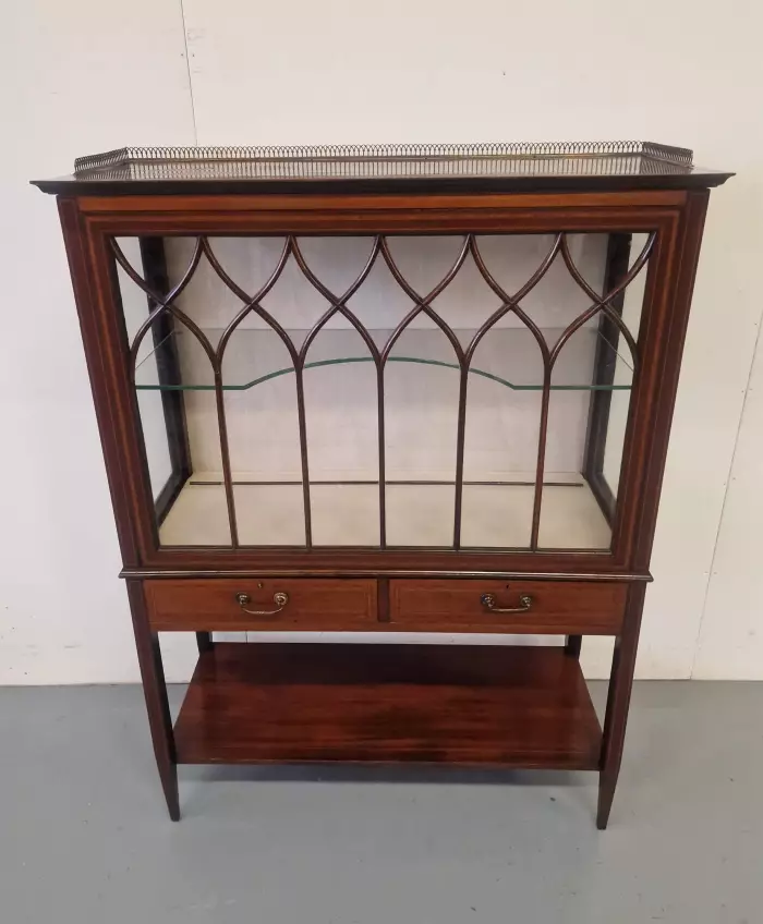 Vitrine élégante 