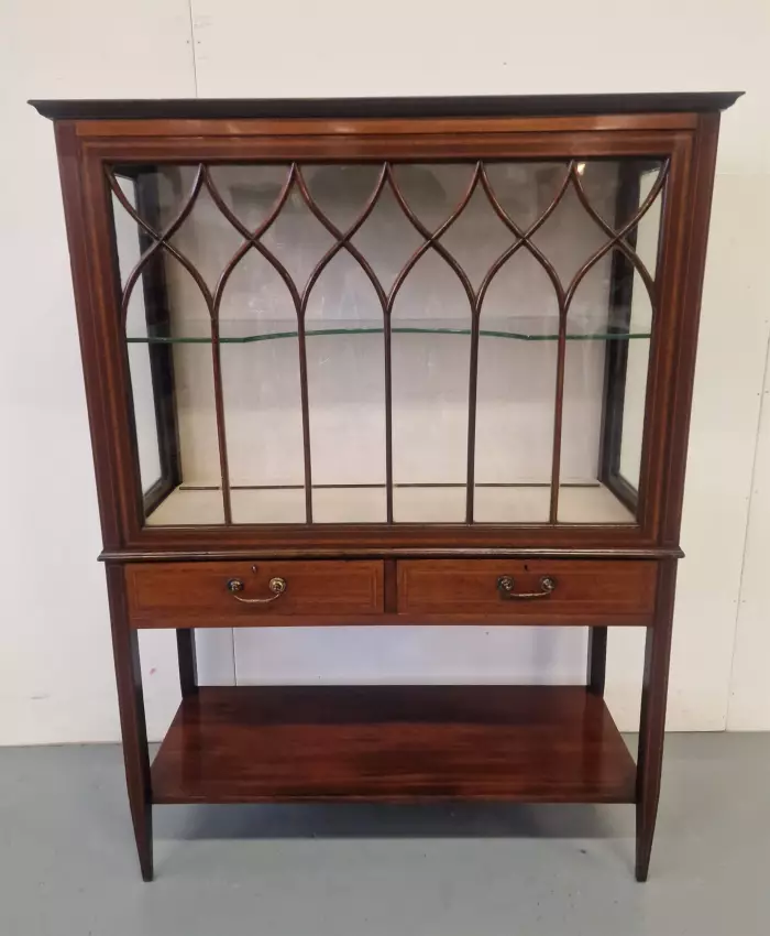 Vitrine élégante 