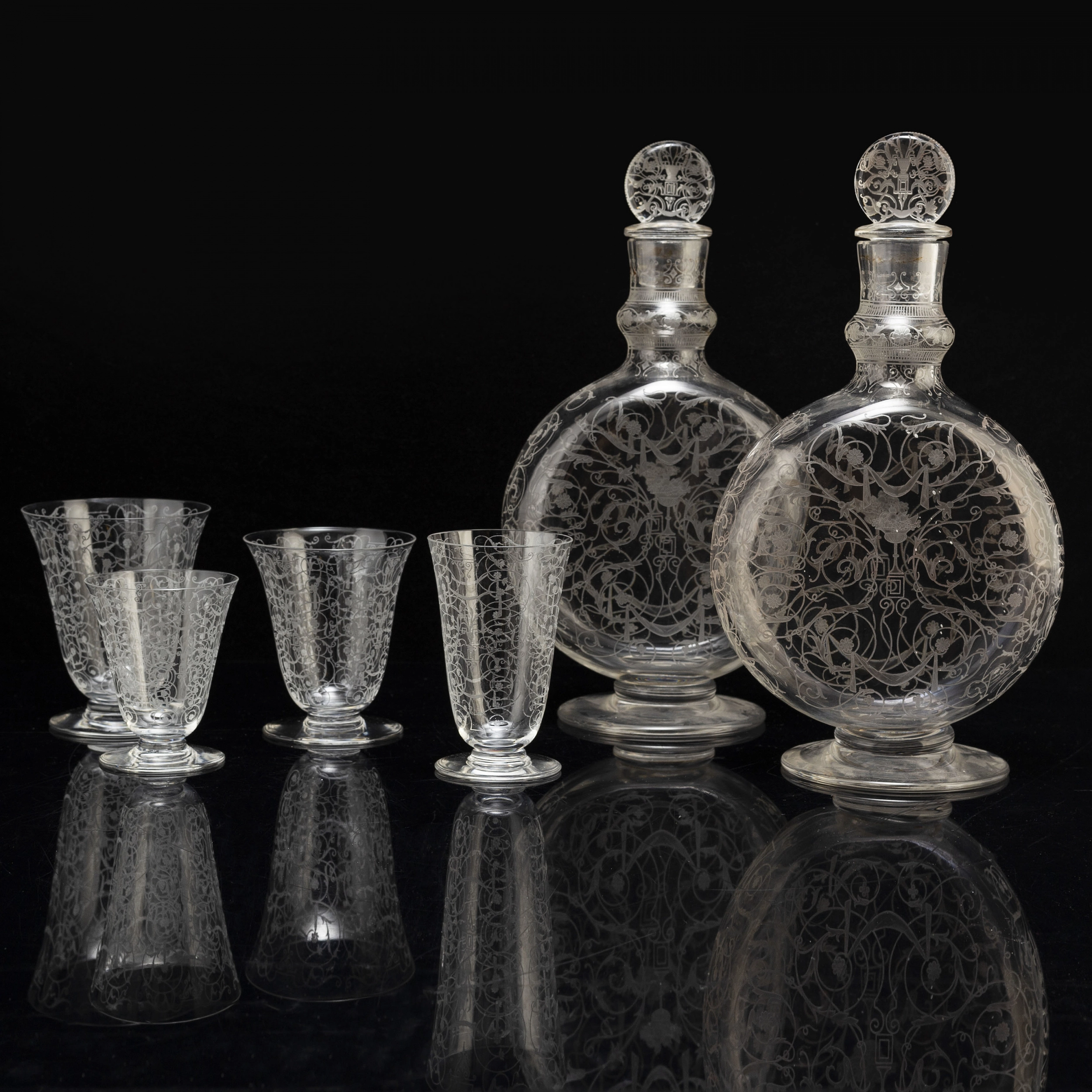  Baccarat, Glass service.