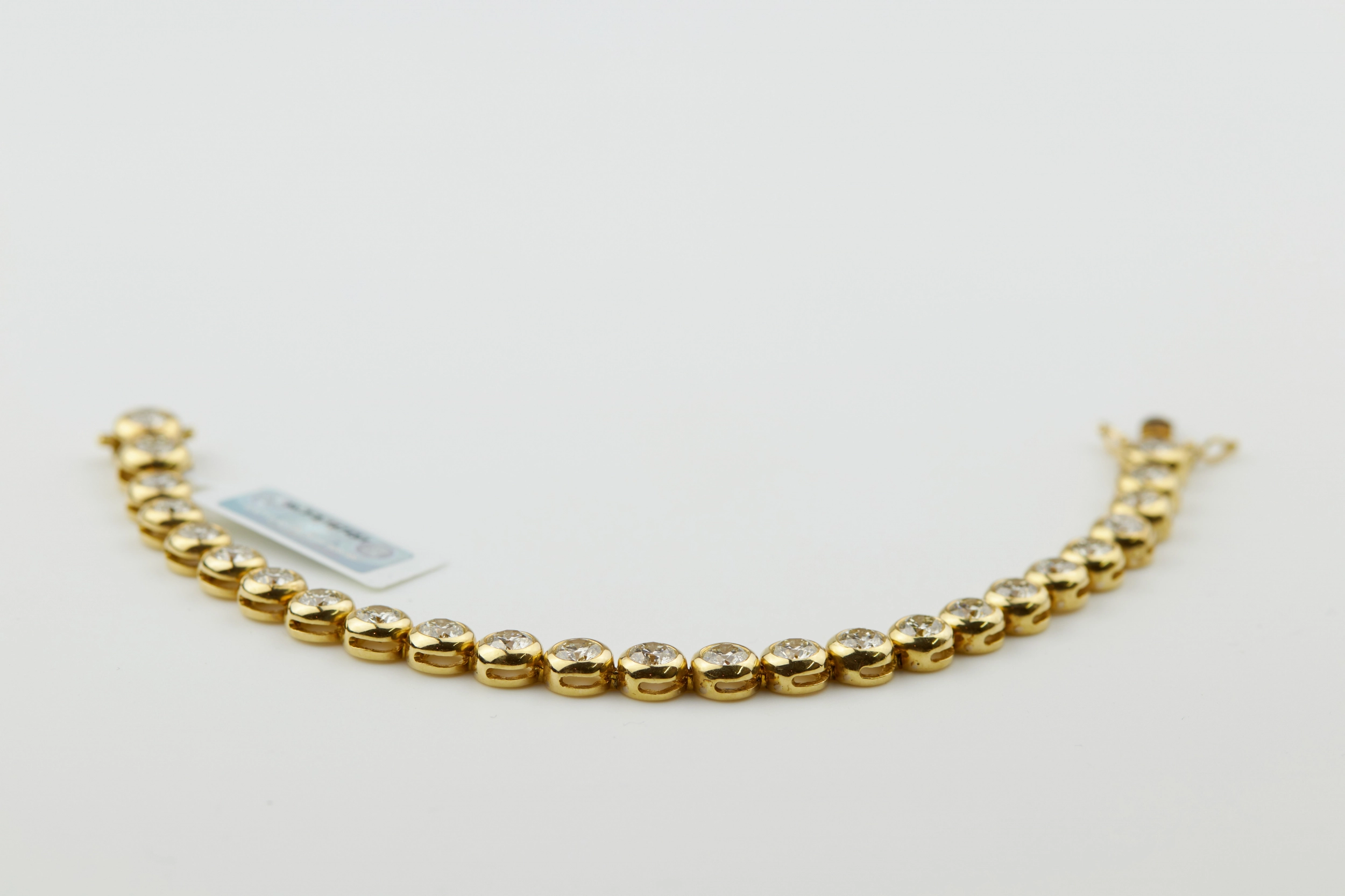 Bracelet en or avec diamants 