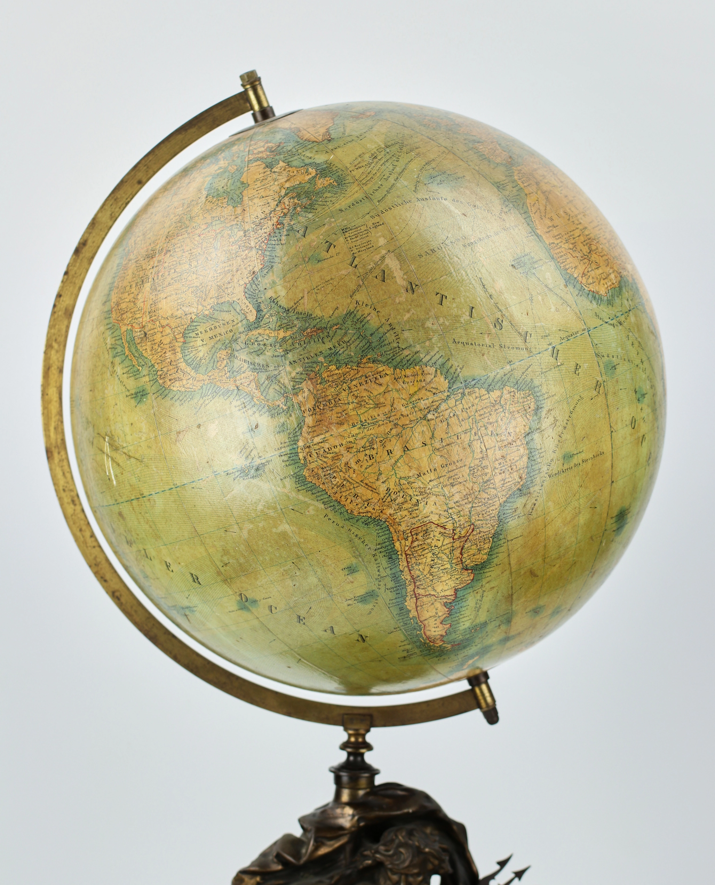 Globe geographique. Berlin