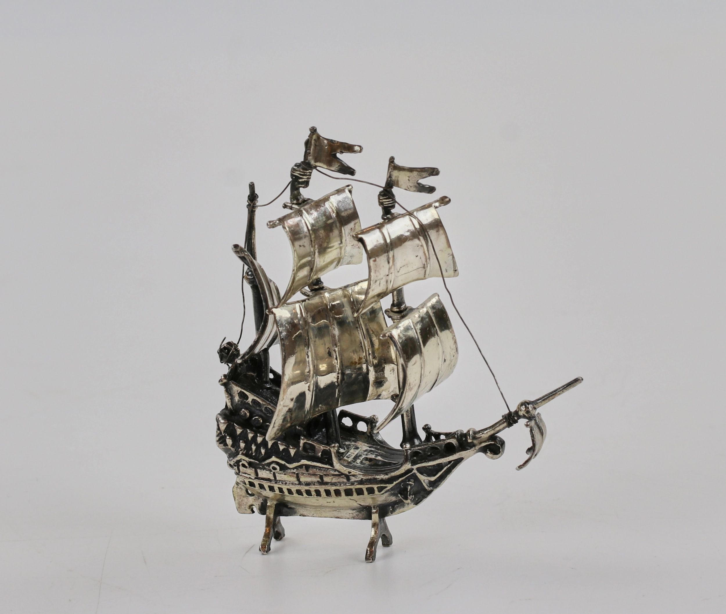 Miniature decorative en argent 