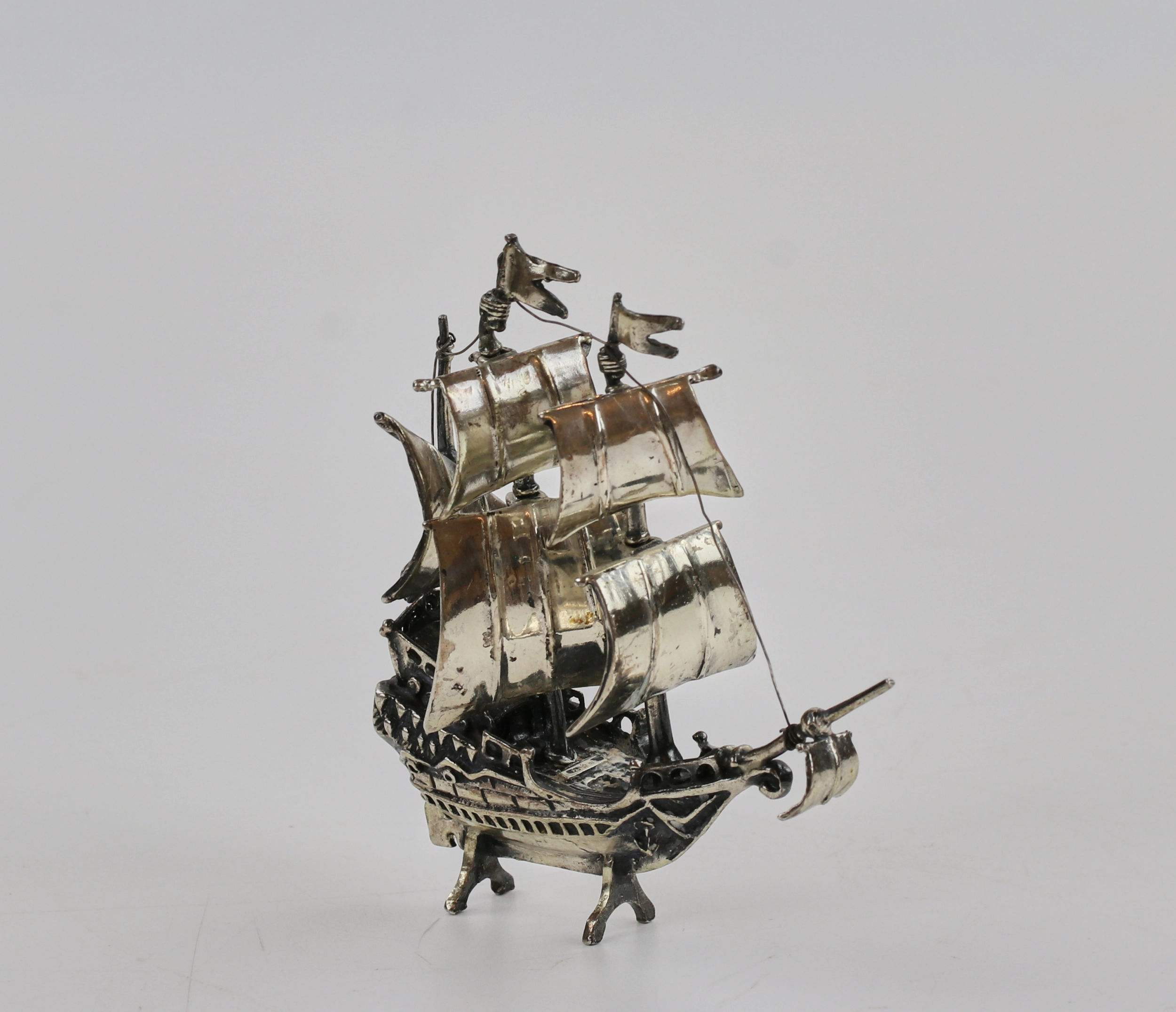 Miniature decorative en argent 