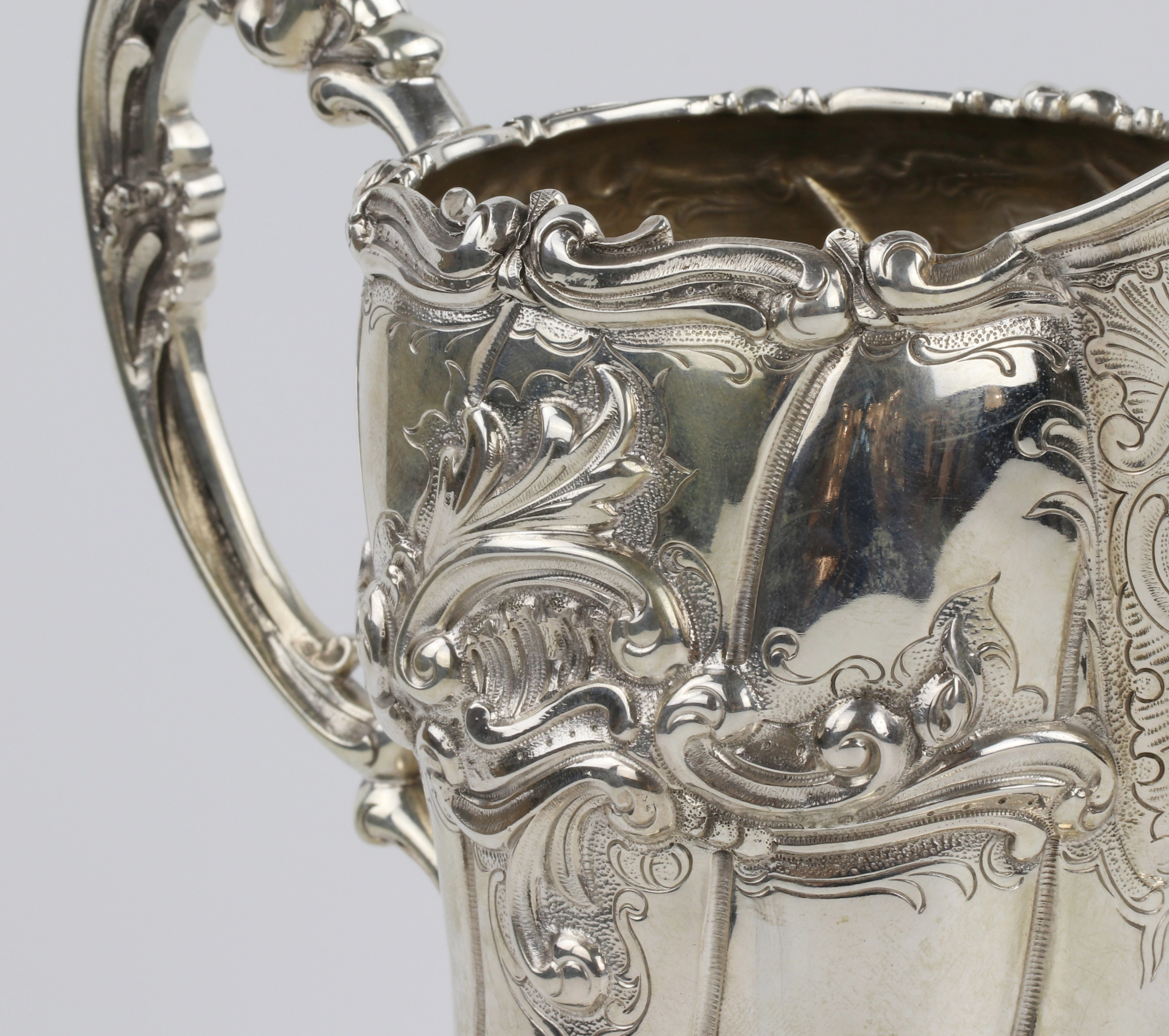 Une cruche deau portugaise en argent