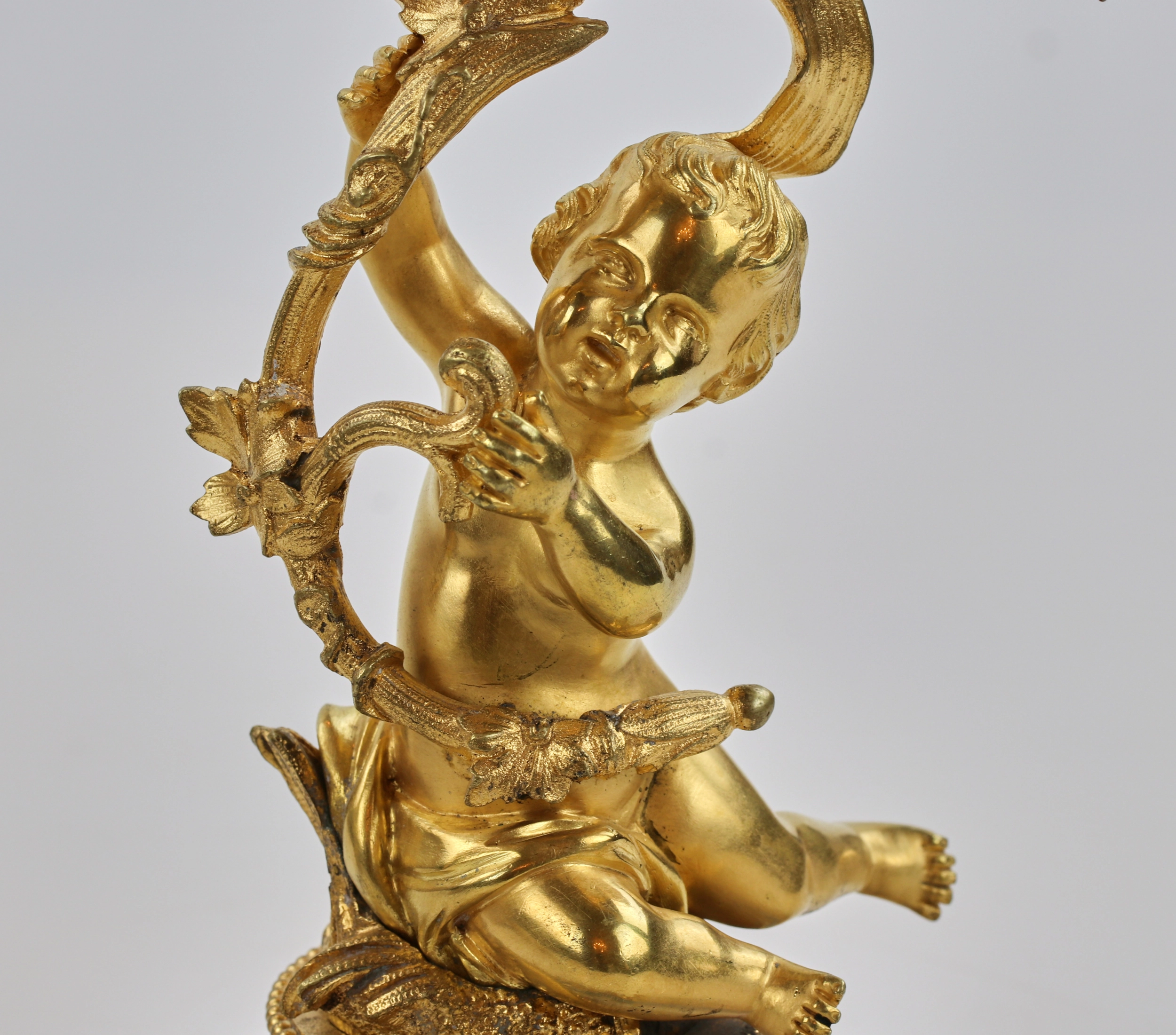 Pendule de cheminee Allegories de la peinture en bronze 