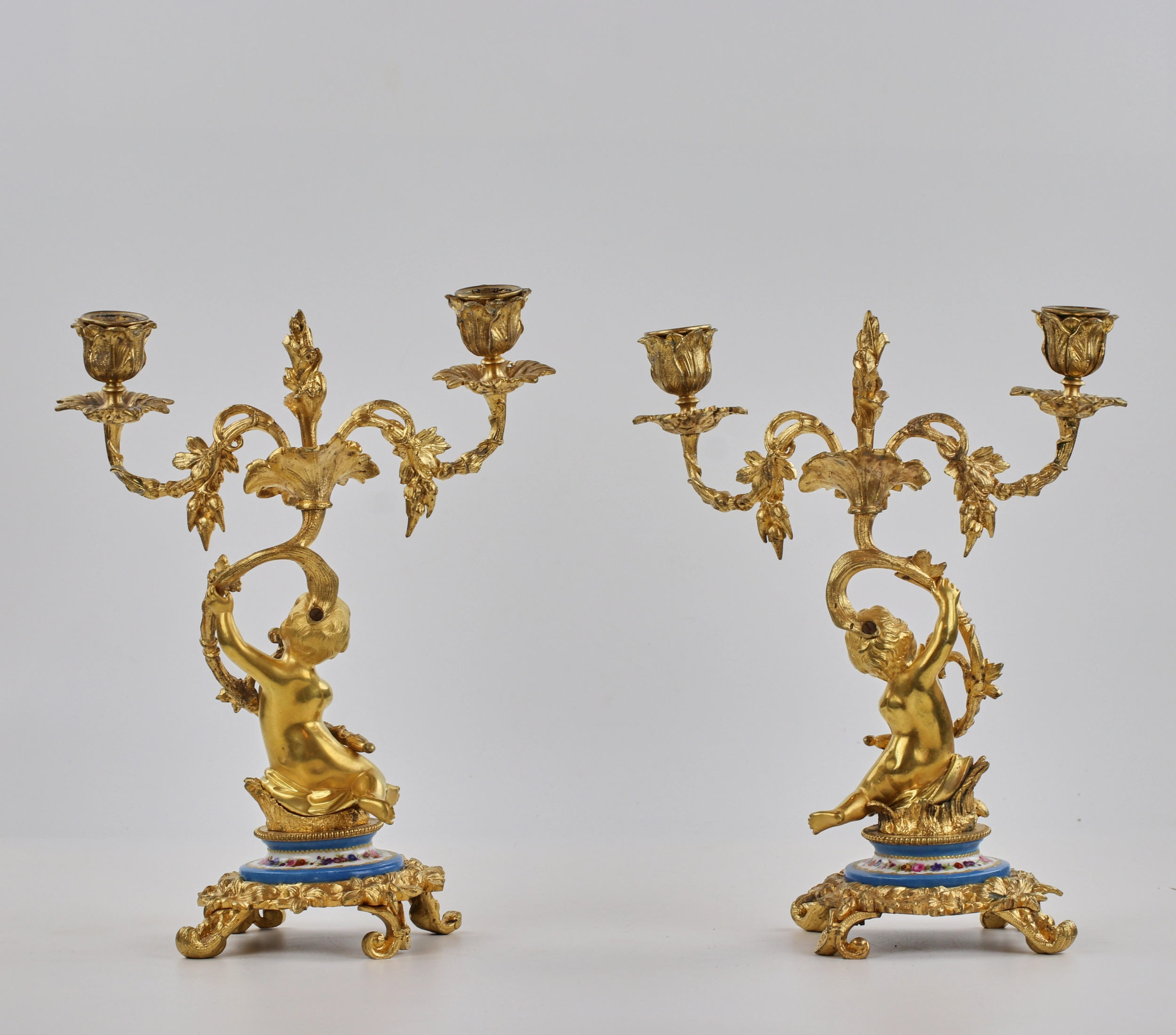 Pendule de cheminee Allegories de la peinture en bronze 