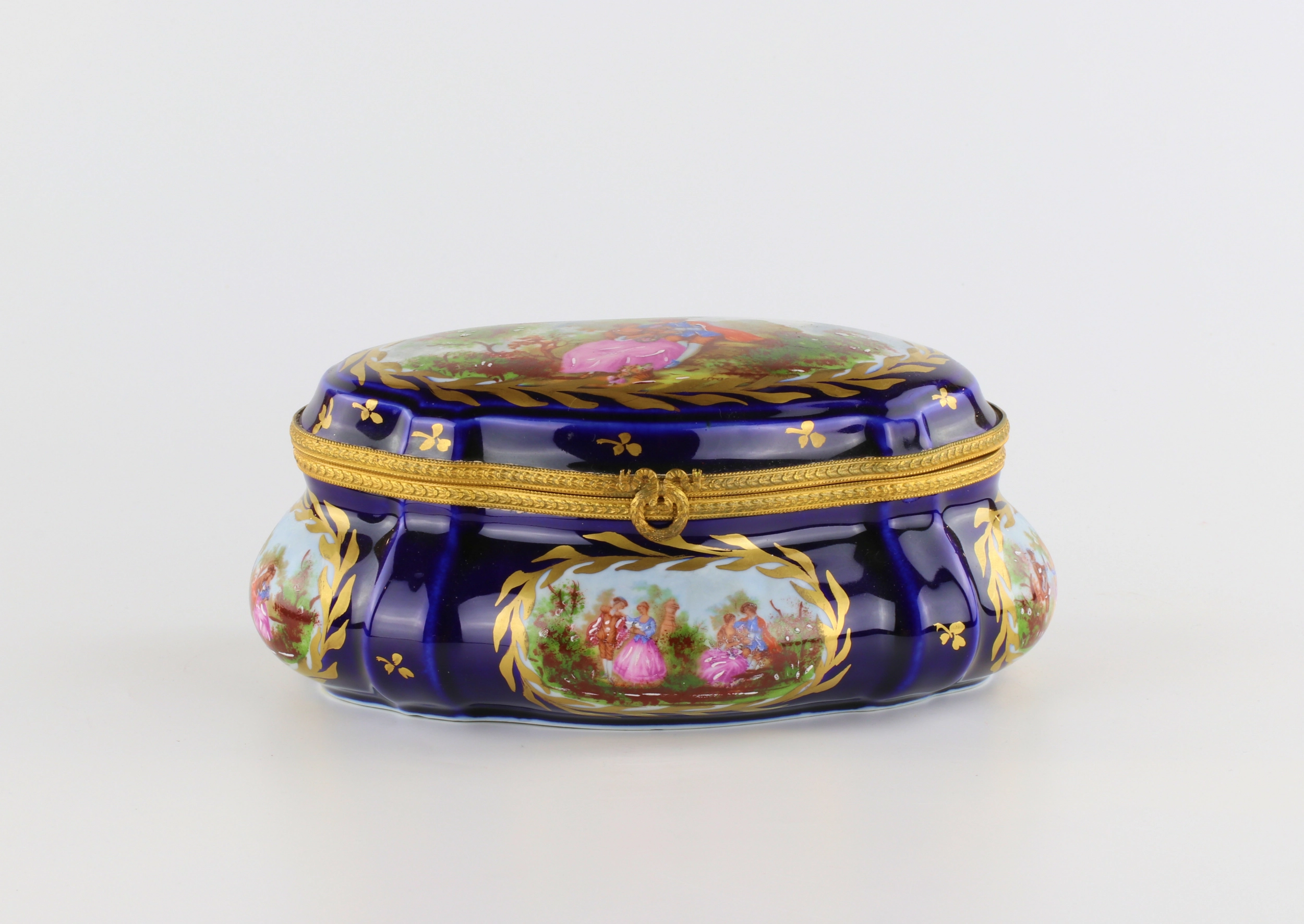 Porcelain Bonbonniere