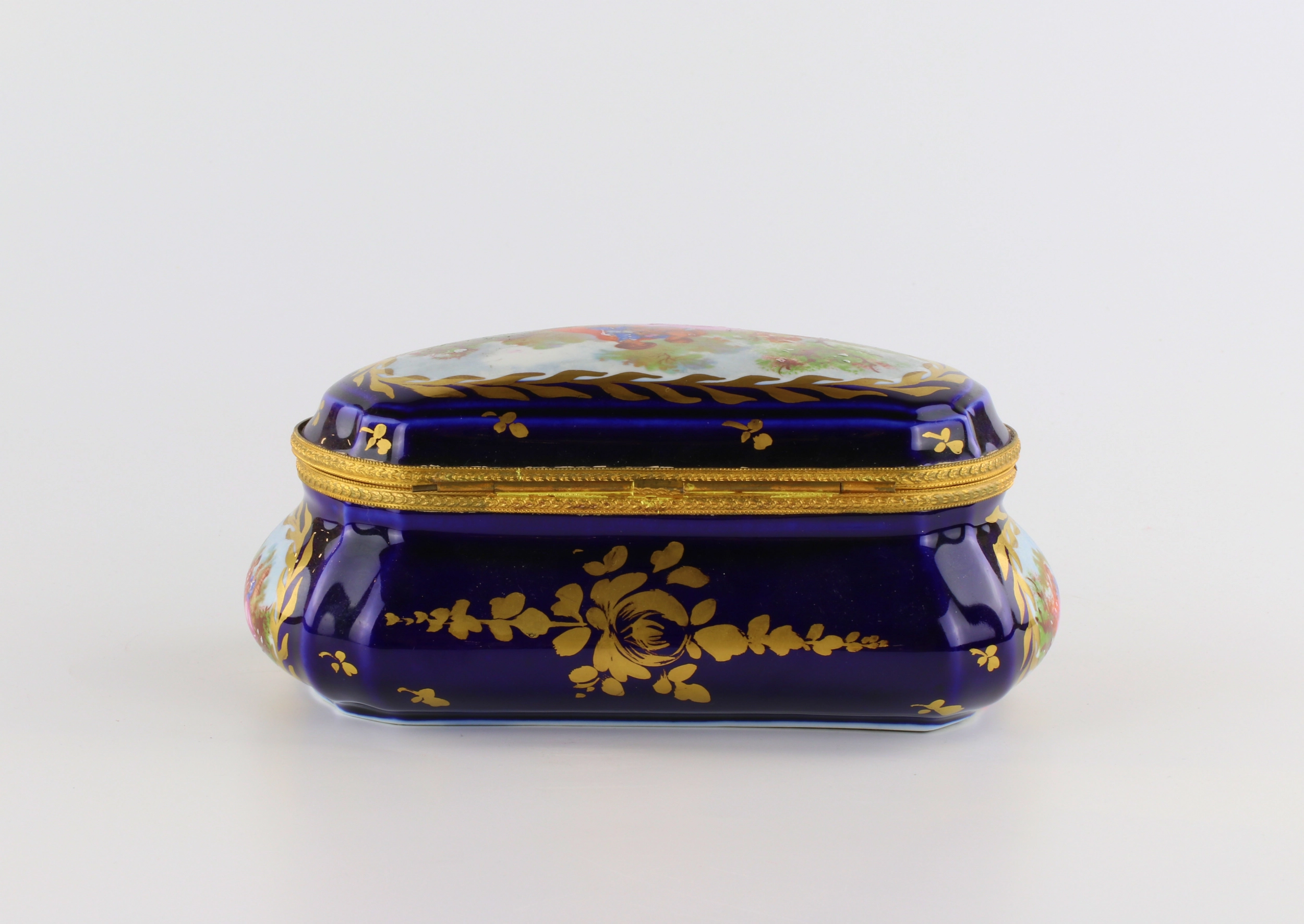 Porcelain Bonbonniere