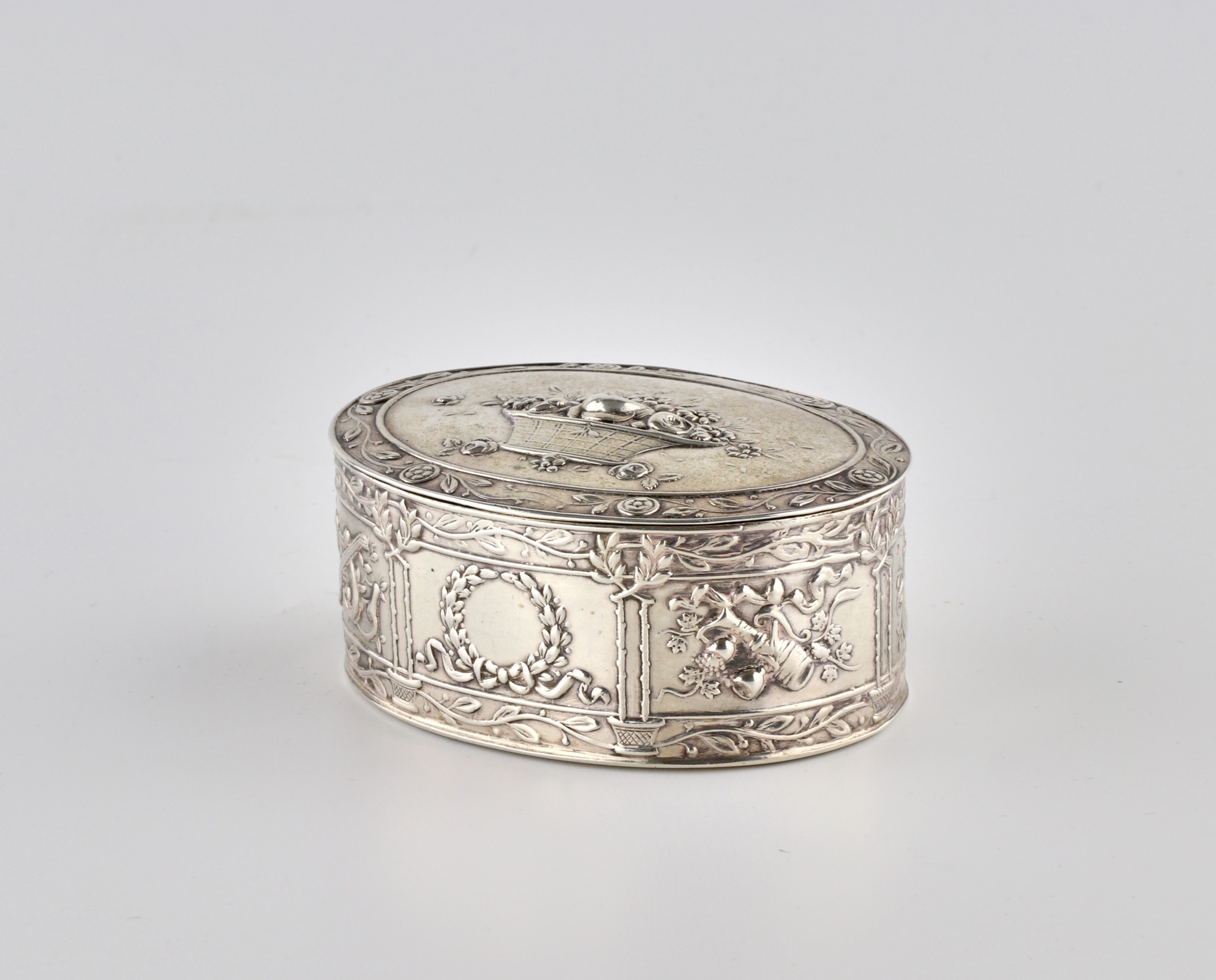 Boîte en argent.
