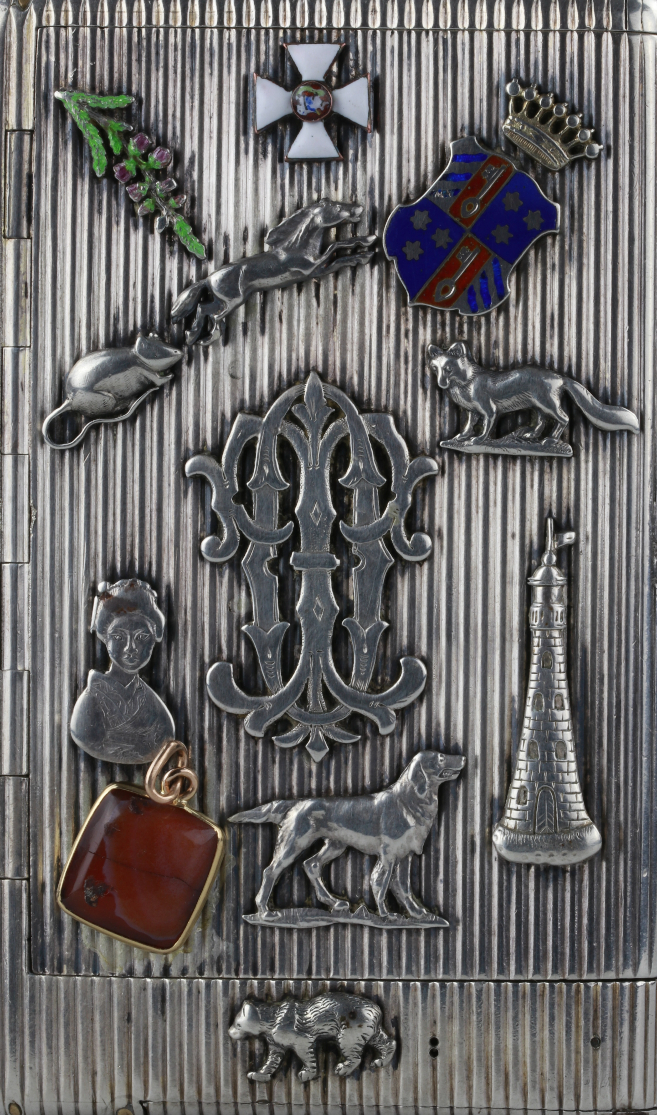 Étui à cigarettes en argent . Russie Royale.