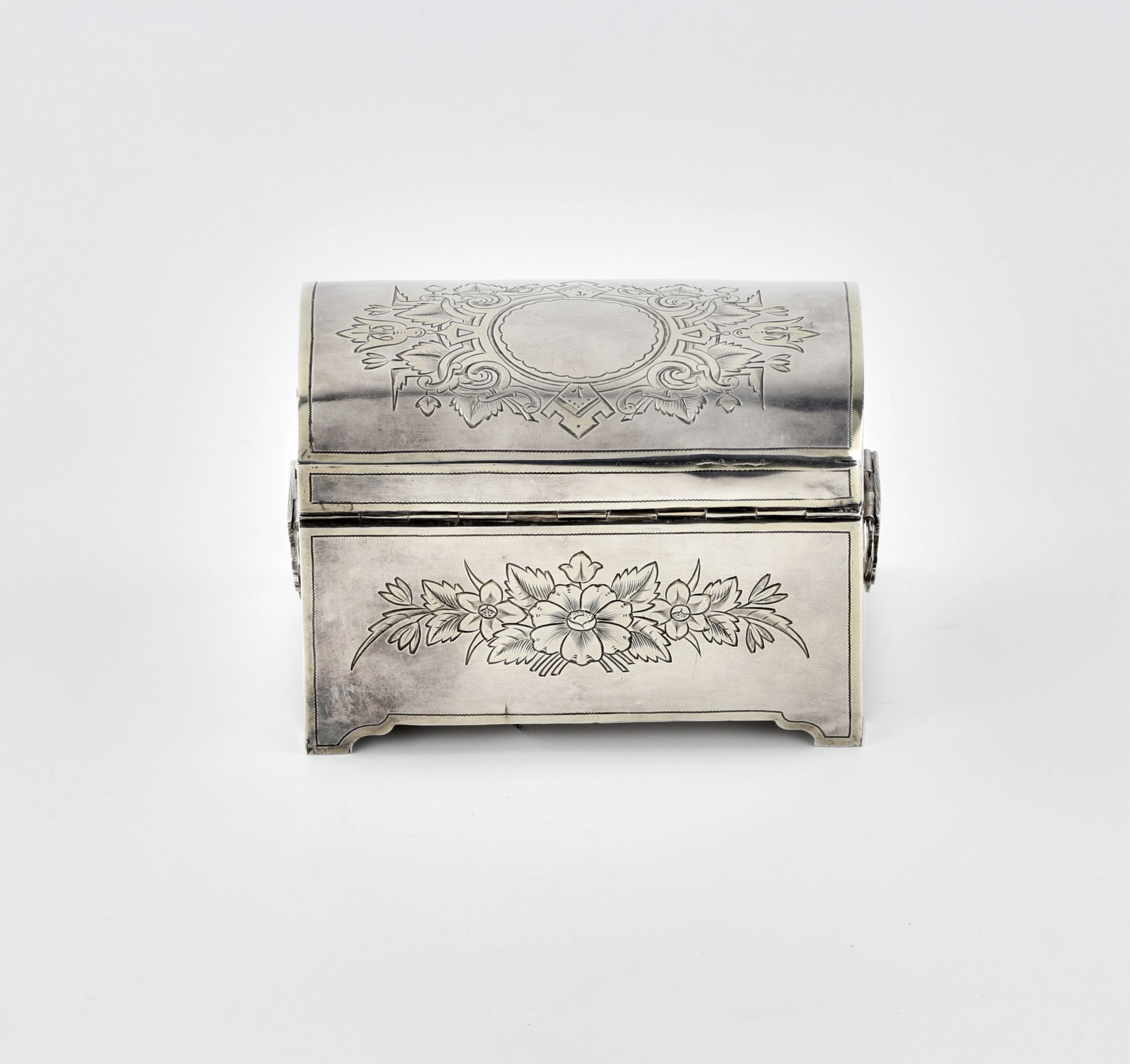 Jewelry box 