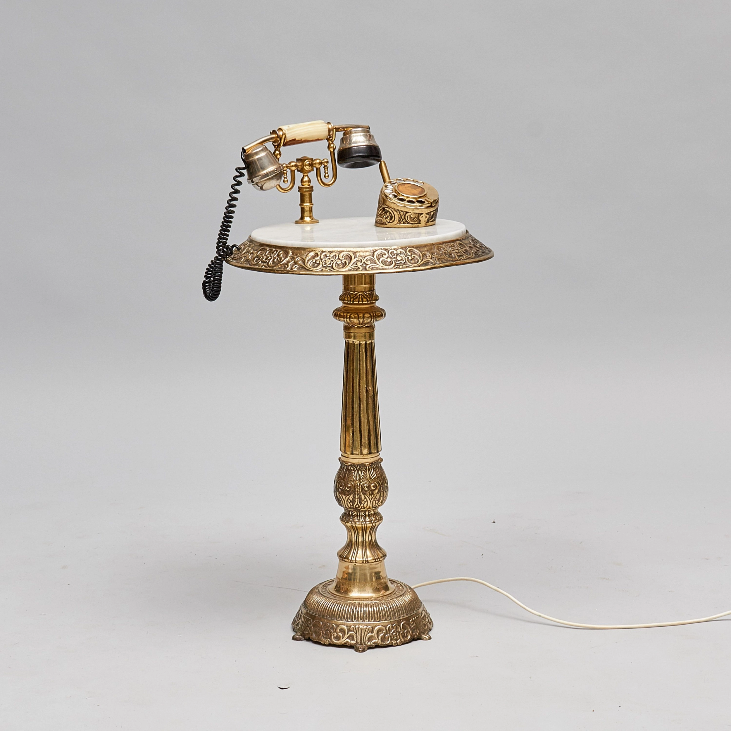 Telephone table