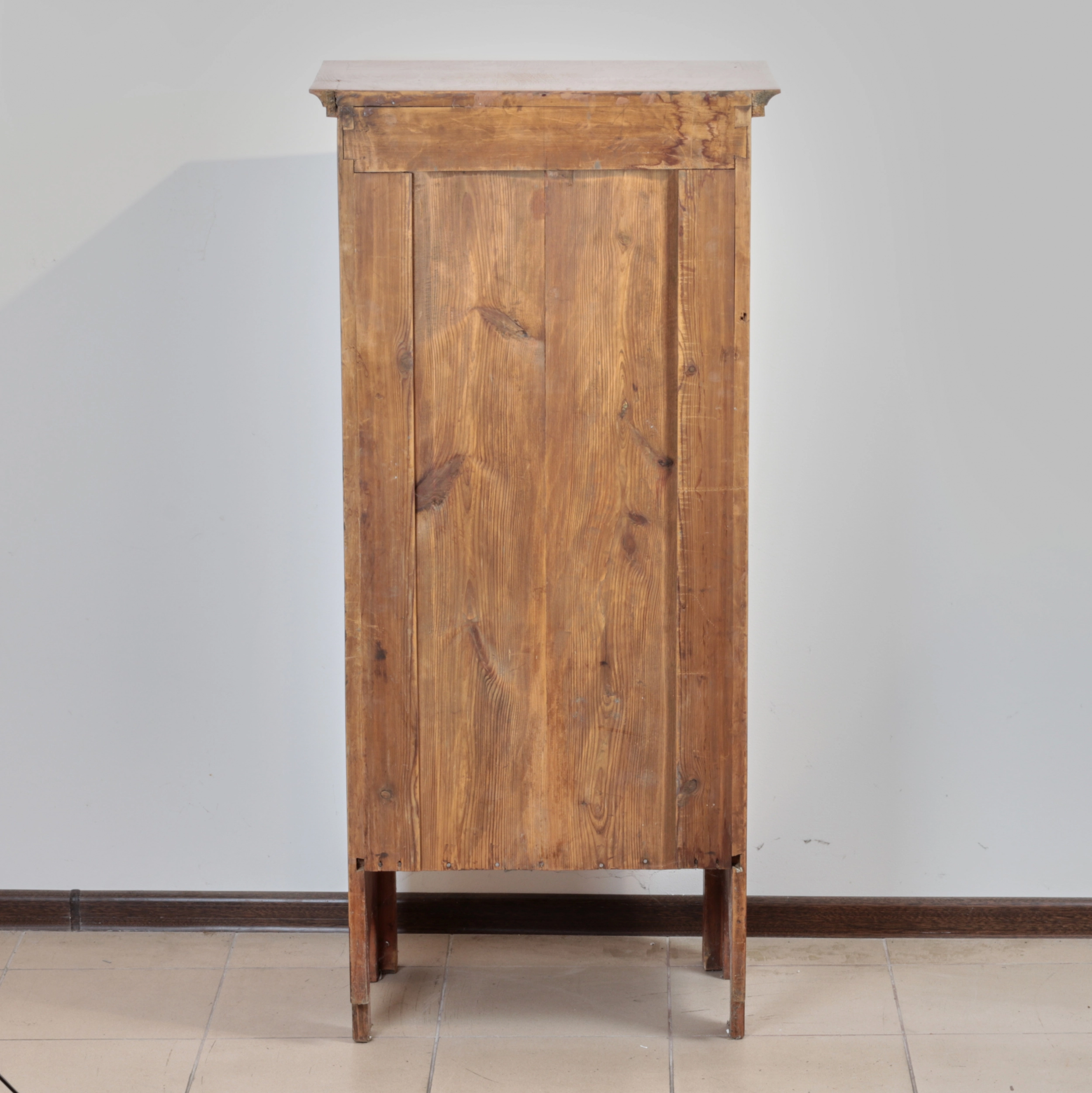 Bookcase of the Art Nouveau era.