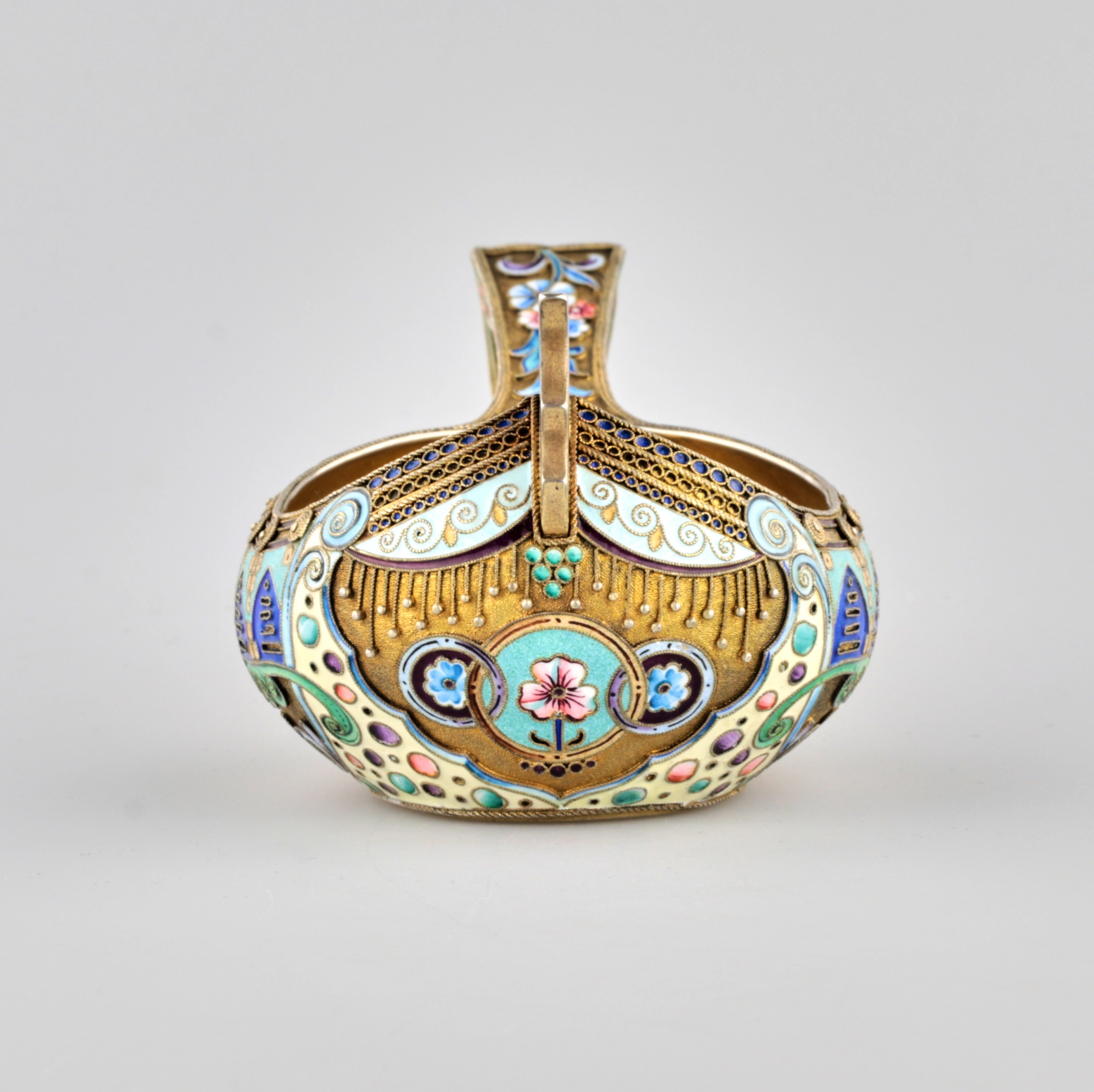 Декоративный ковш, живописной и перегородчатой эмали. Россия, Москва, 1910-е.
