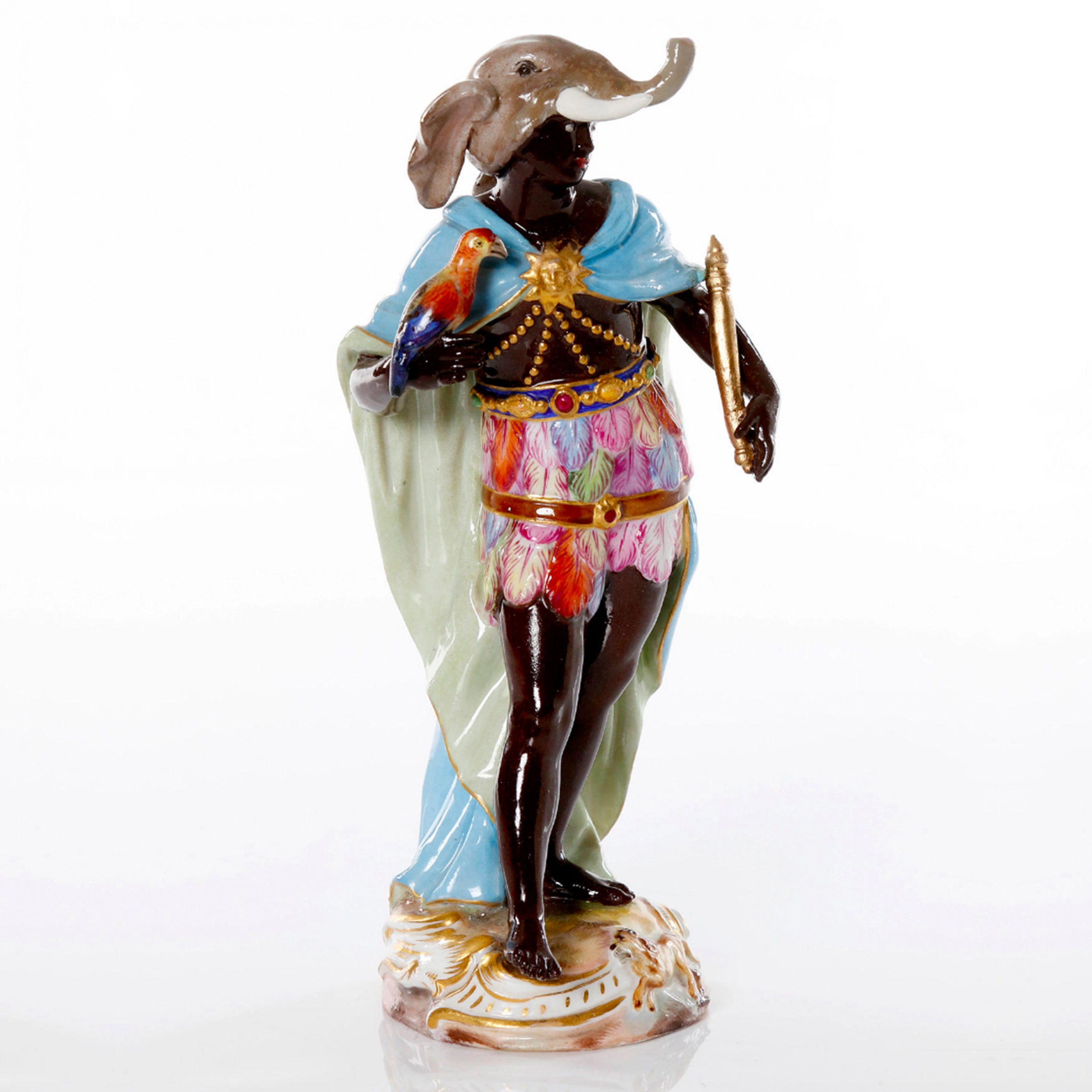 Figurine en porcelaine allegorie 