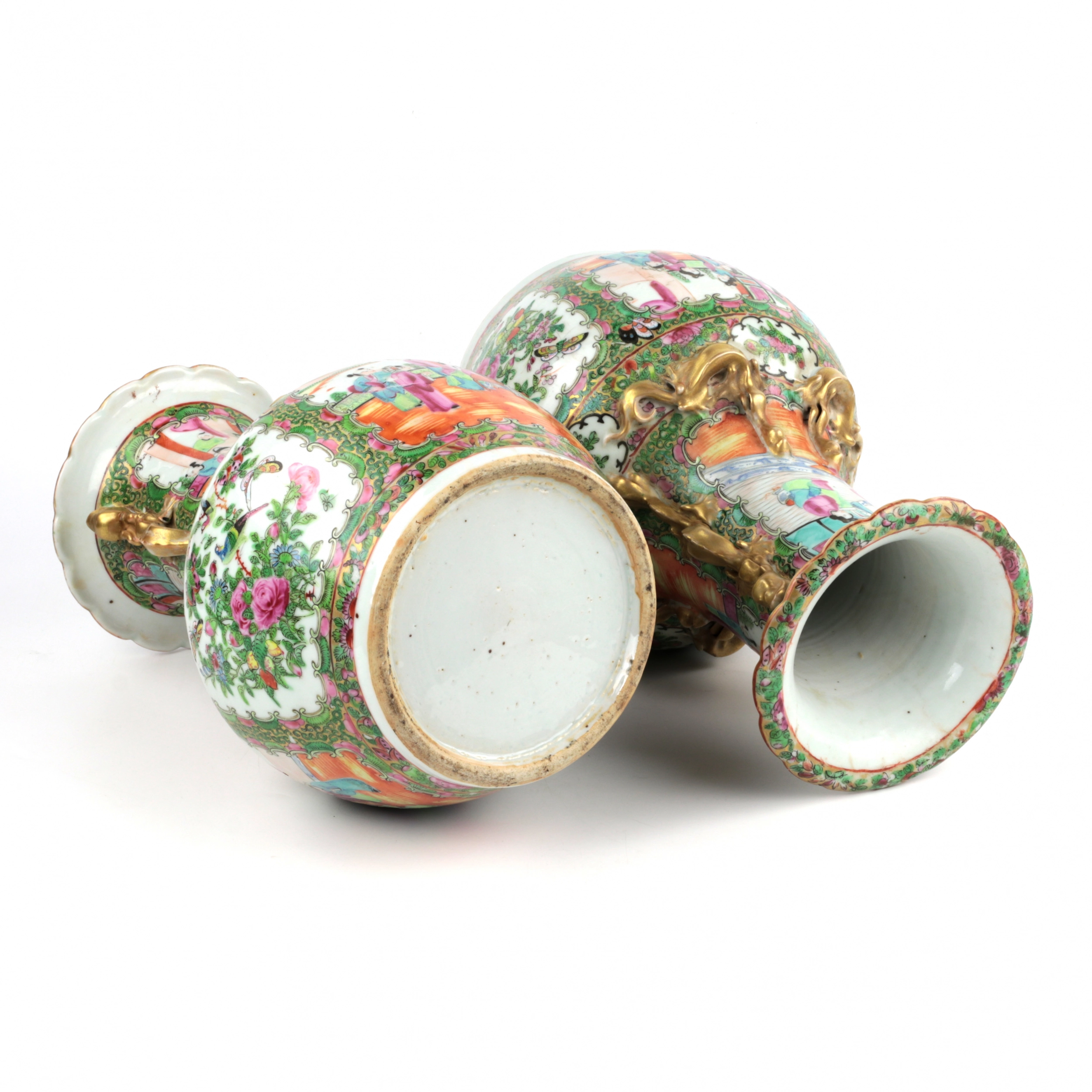 Paire de Vases Cantonais Family Rose. 