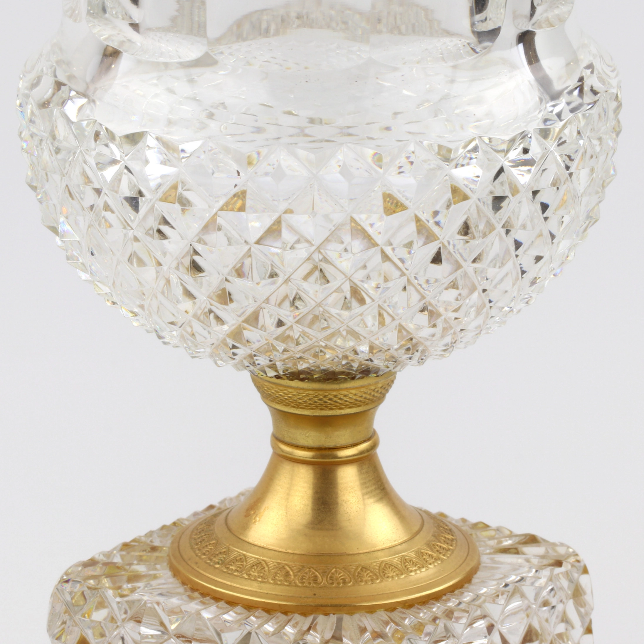 Vase en cristal avec bronze dore. 