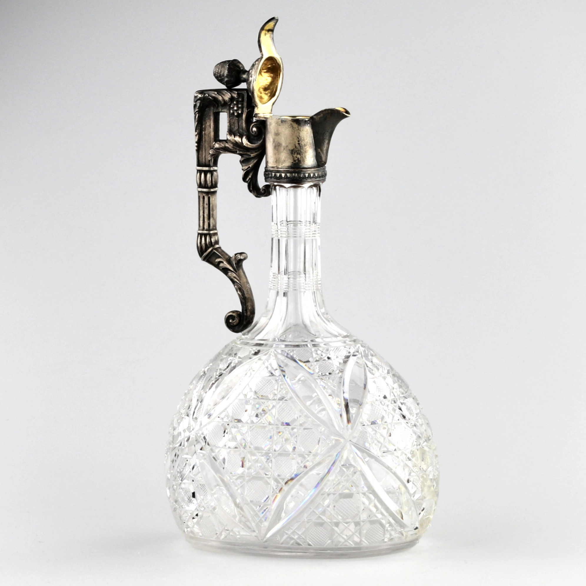 Carafe à liqueur russe, cristal en argent. Moscou 1907-1913 