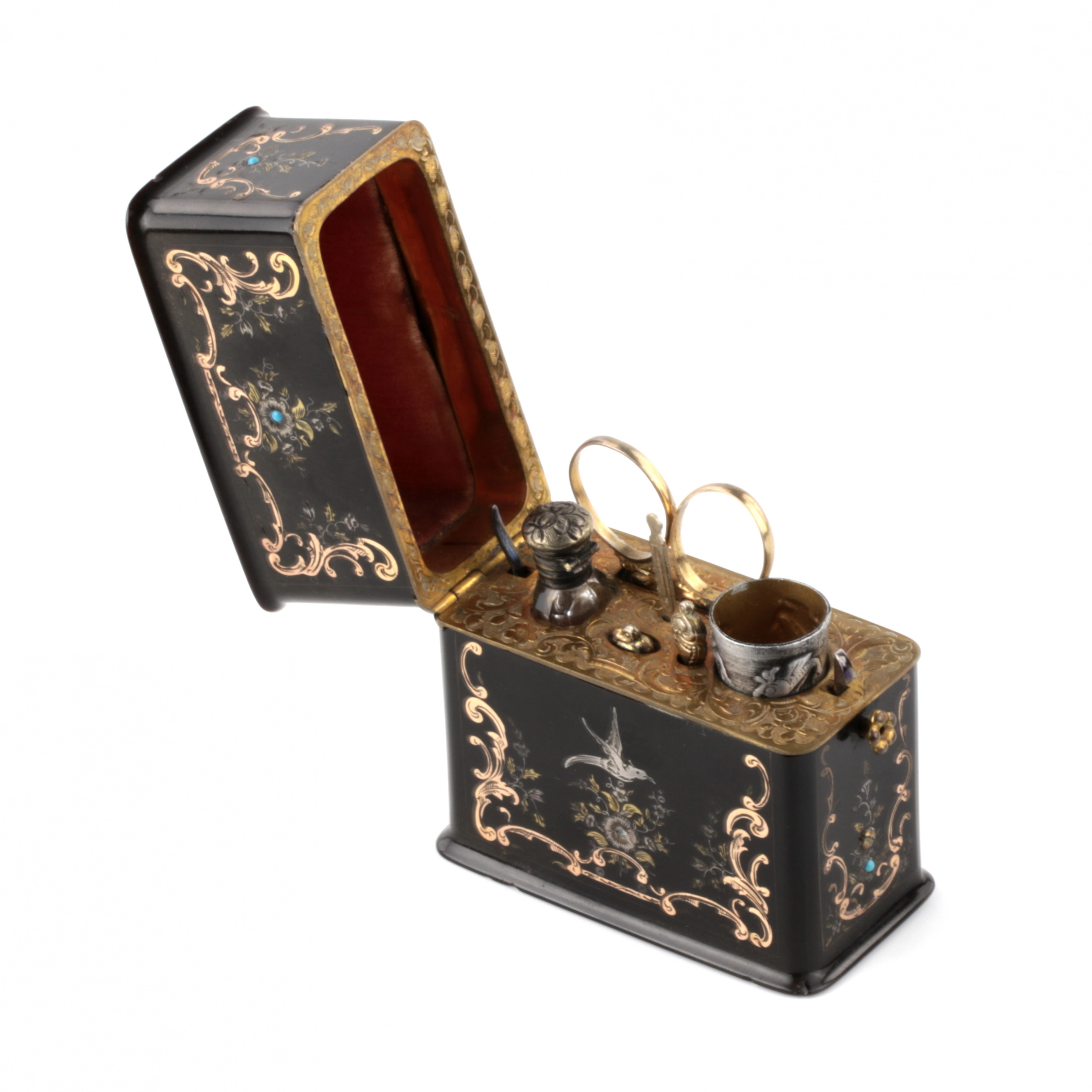Rococo style Necessaire