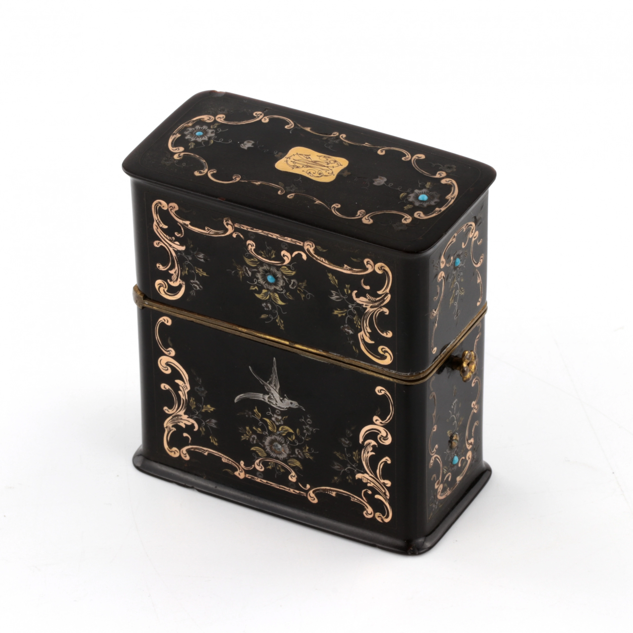 Rococo style Necessaire