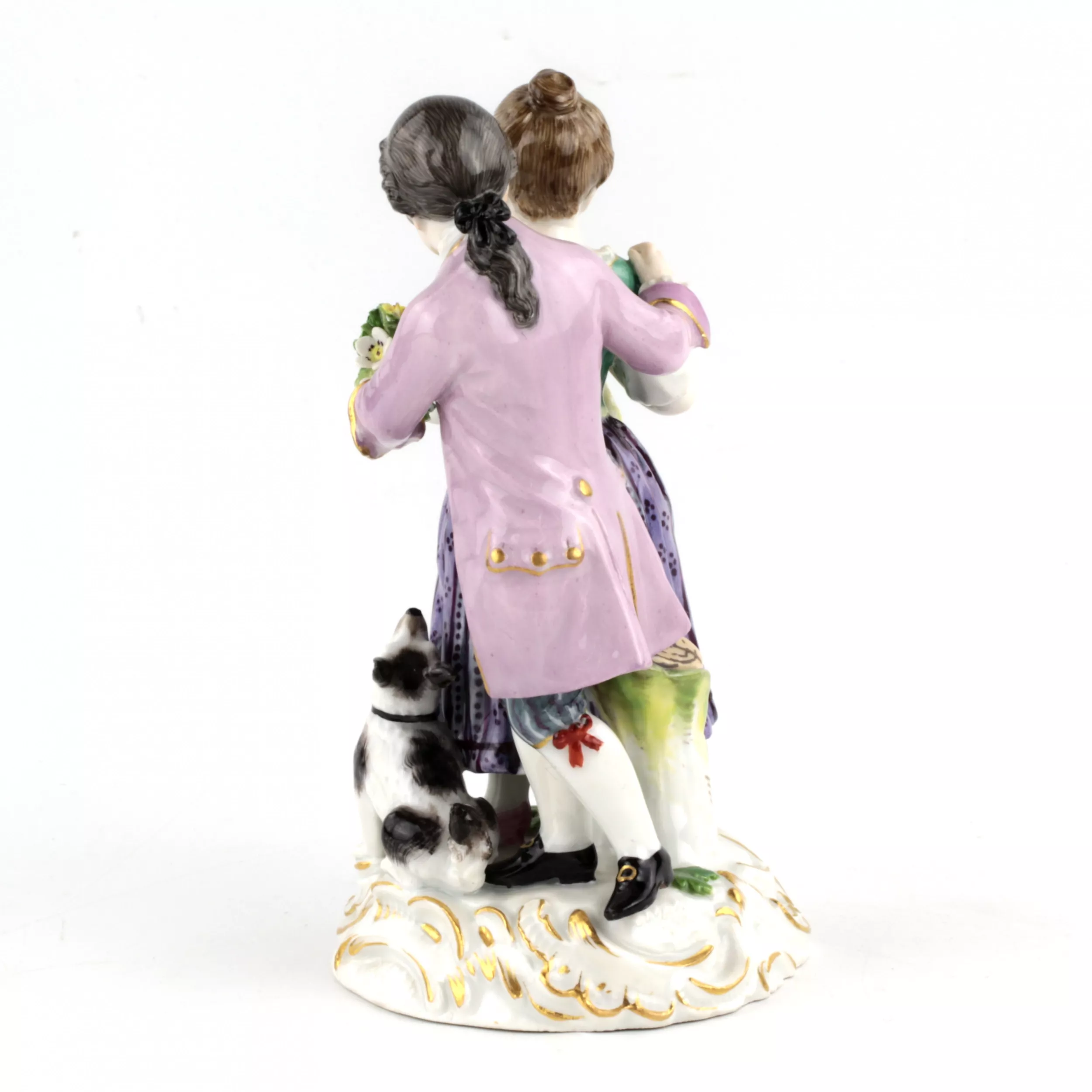 Groupe en porcelaine Couple avec un chien. Meissen. 