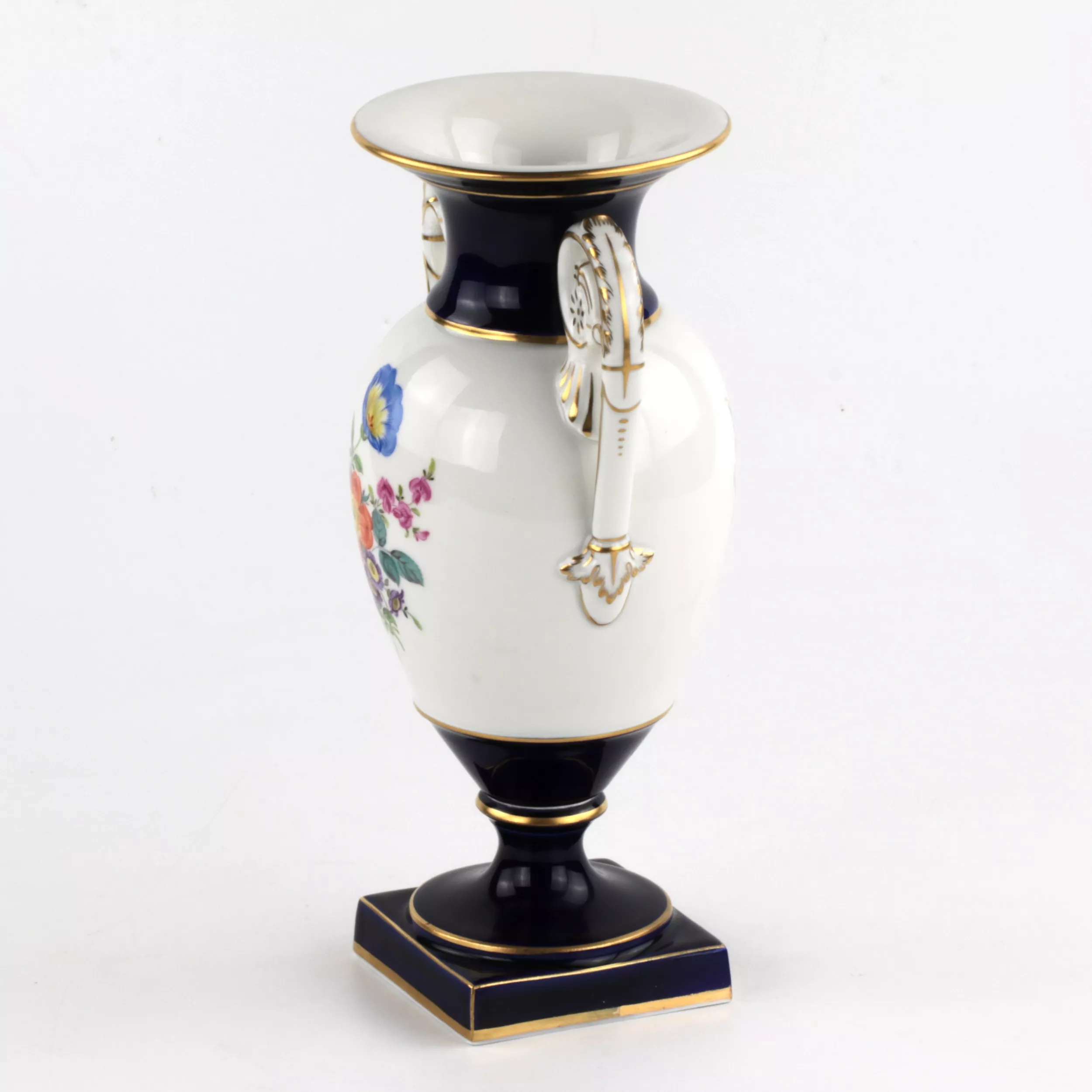 Meissen vase. 19-20 centuries 