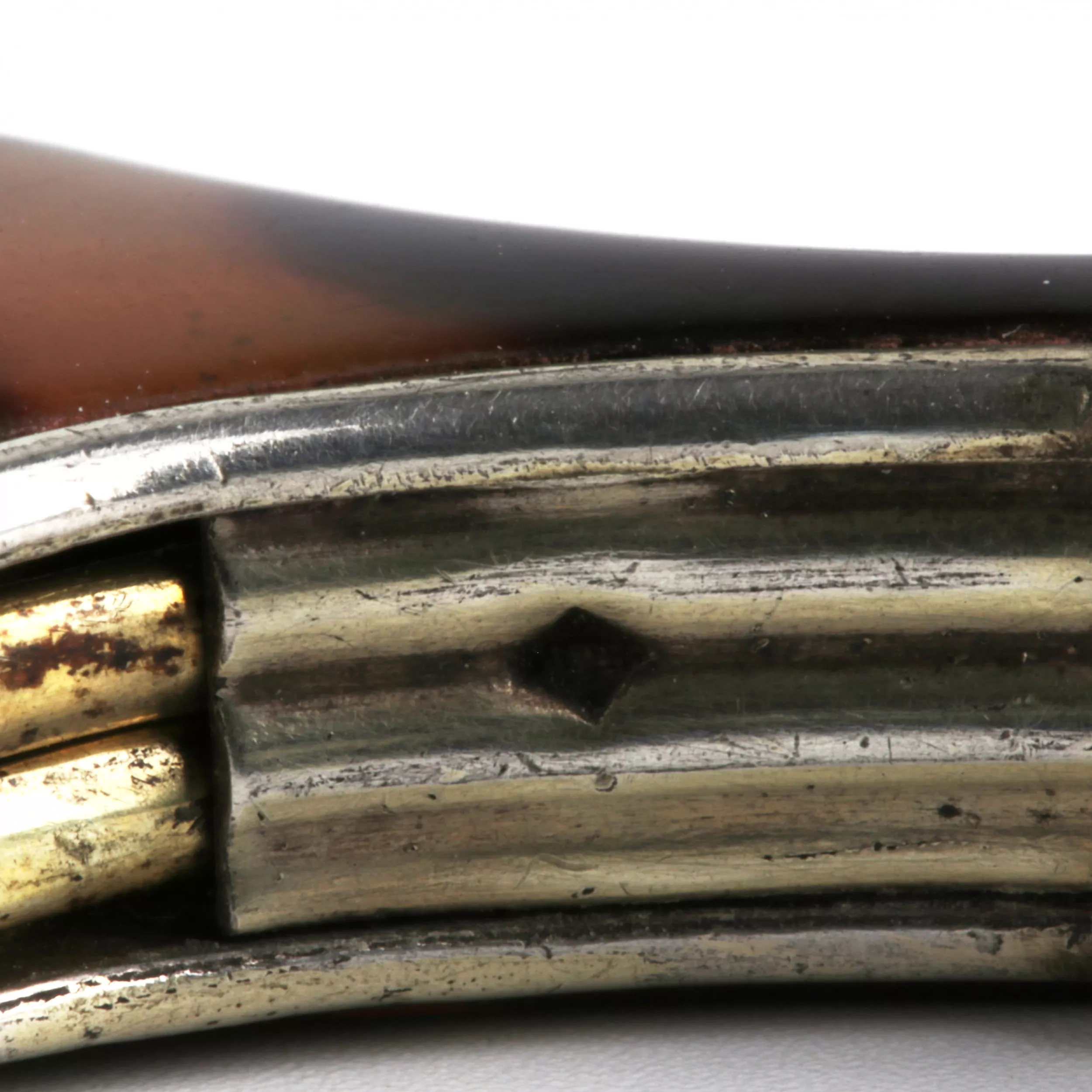 Lorgnette pliable en ecaille de tortue. 