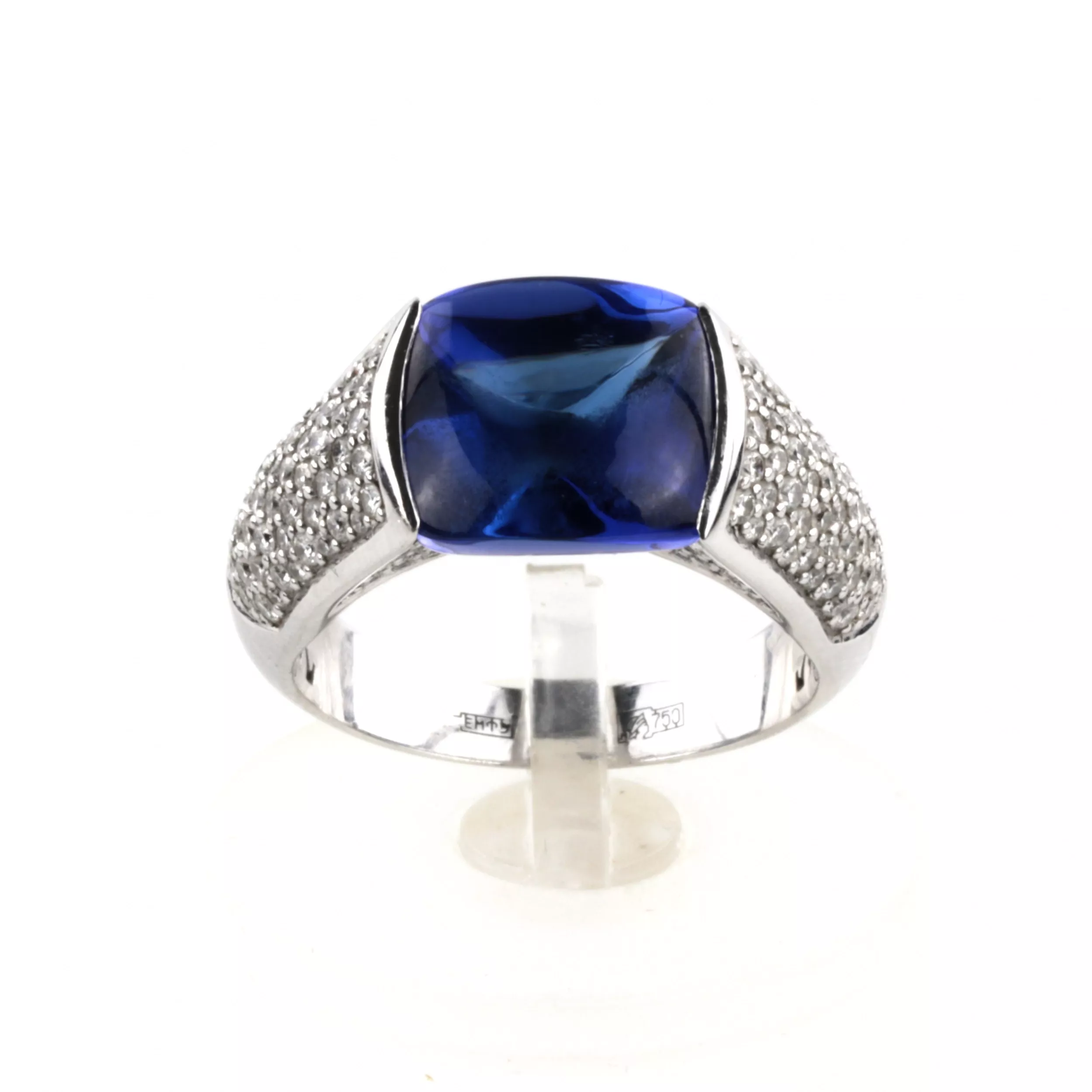 BAGUE LYKOV’S JEWELLERY EN OR BLANC 18K ORNÉE D’UNE TANZANITE DE 10,20 CARATS ET DE DIAMANTS