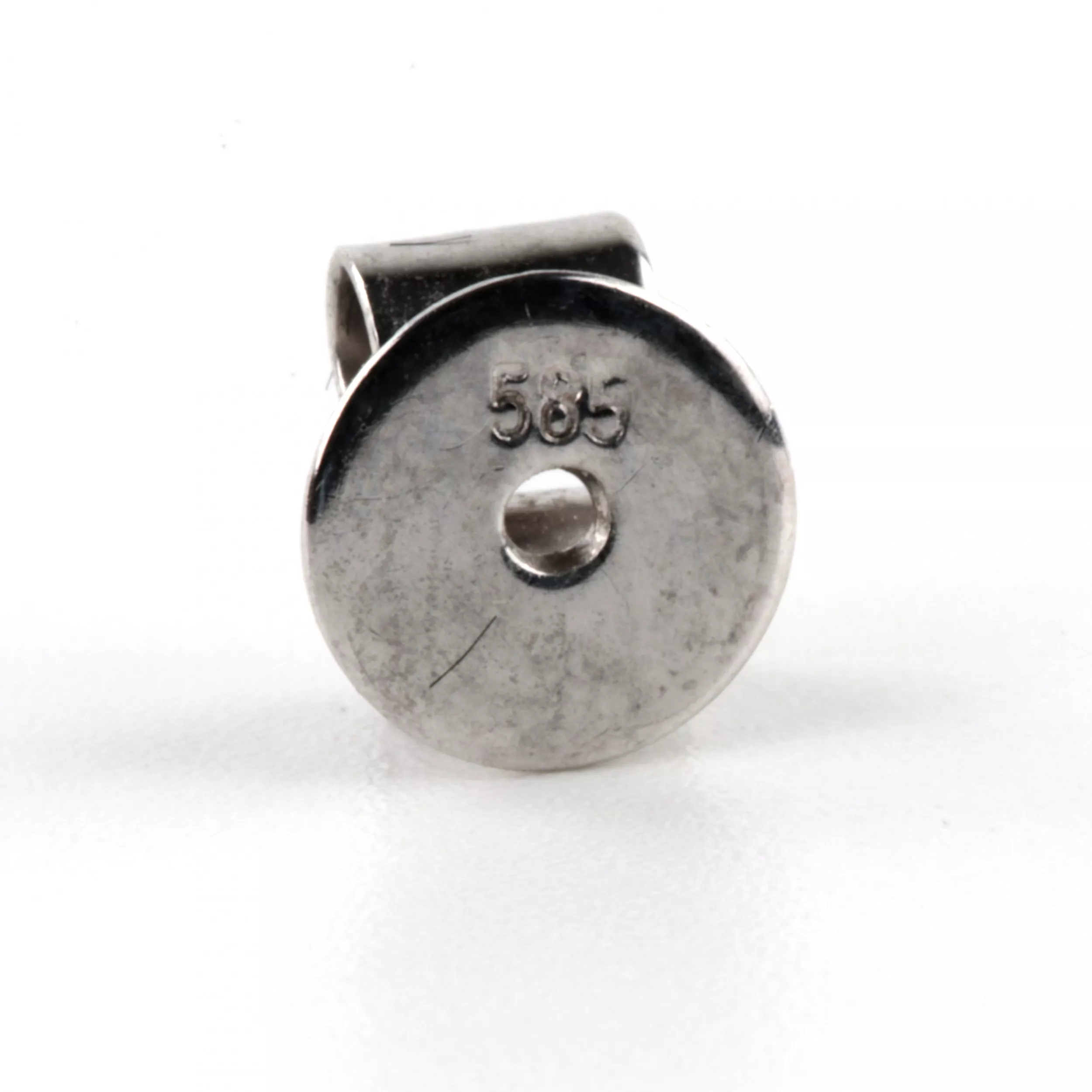 Boucles doreilles en or avec diamants. 1,26 ct. 
