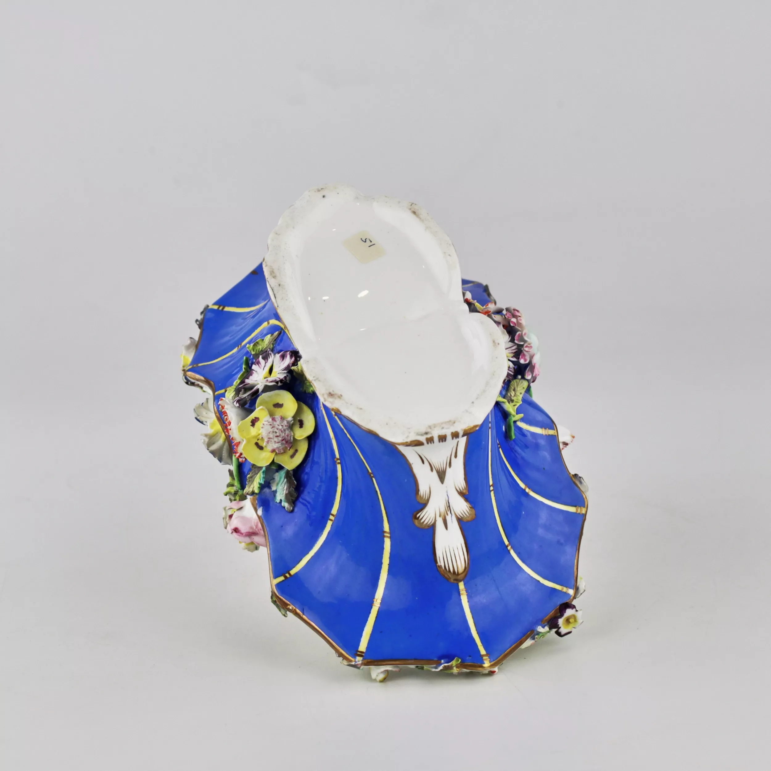 Porcelain basket with floral decor in Rococo style Europe, second half of the 19th century