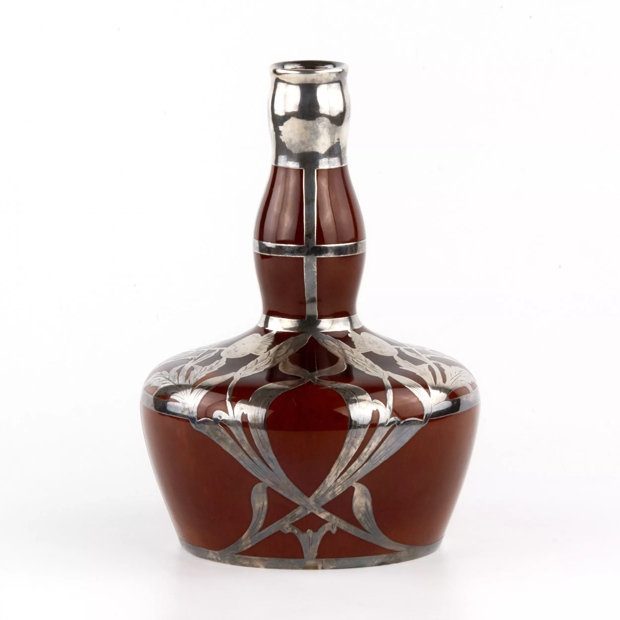 Изящная фарфоровая вазочка в серебряной оплётке, в стиле Модерн. Crown Staffordshire.