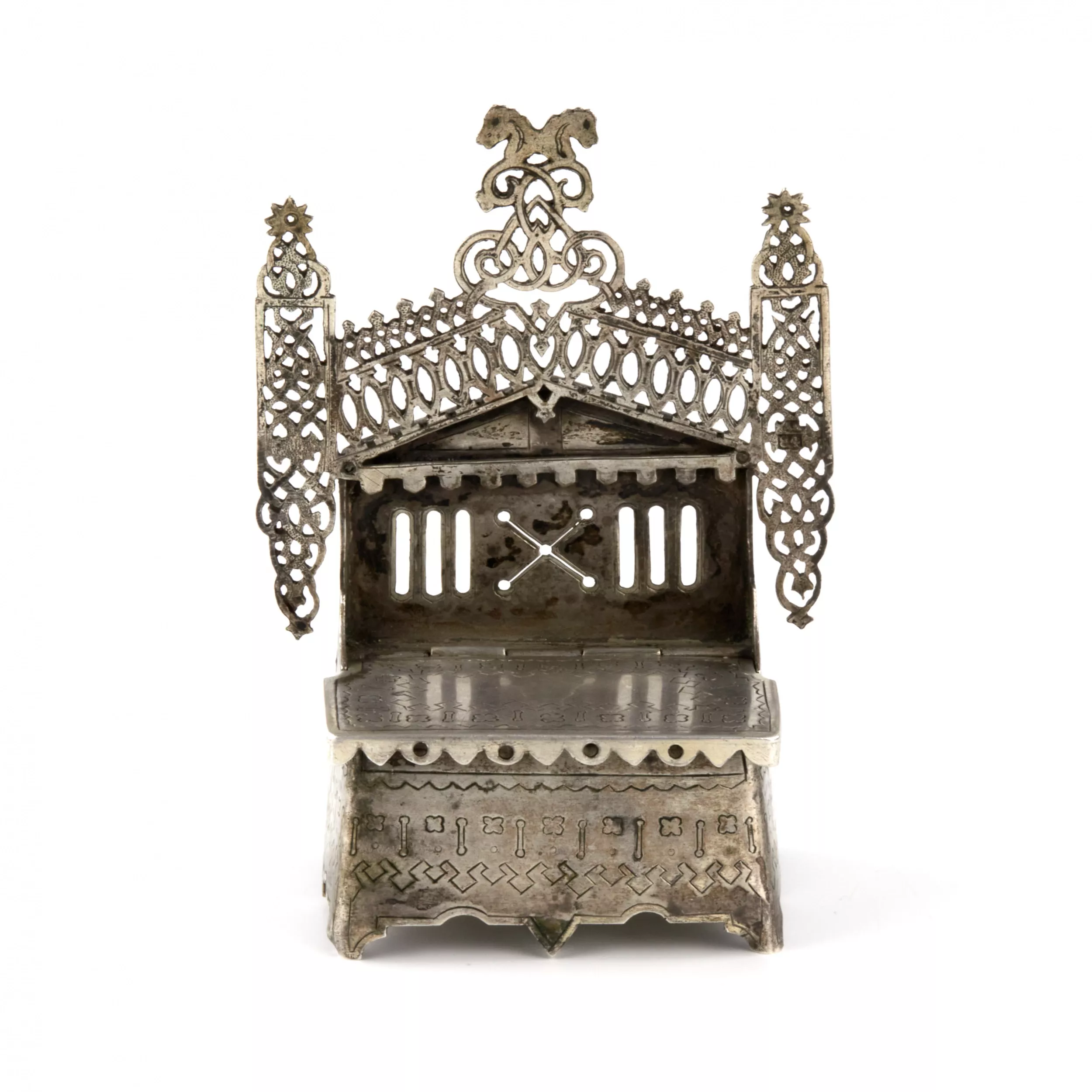 Silver salt shaker throne in the Russian style. Mukhin A.A. Moscow 1875. 