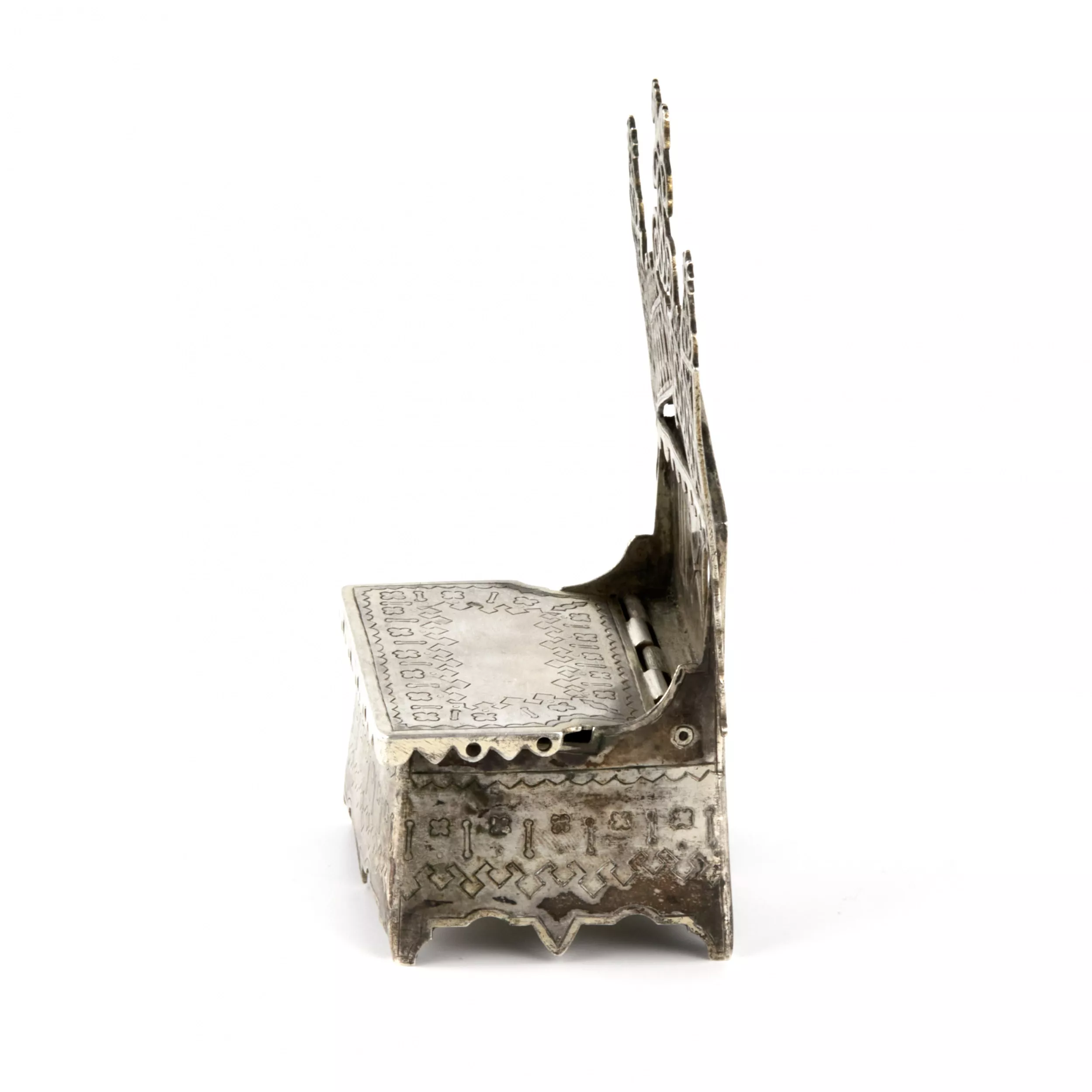 Silver salt shaker throne in the Russian style. Mukhin A.A. Moscow 1875. 