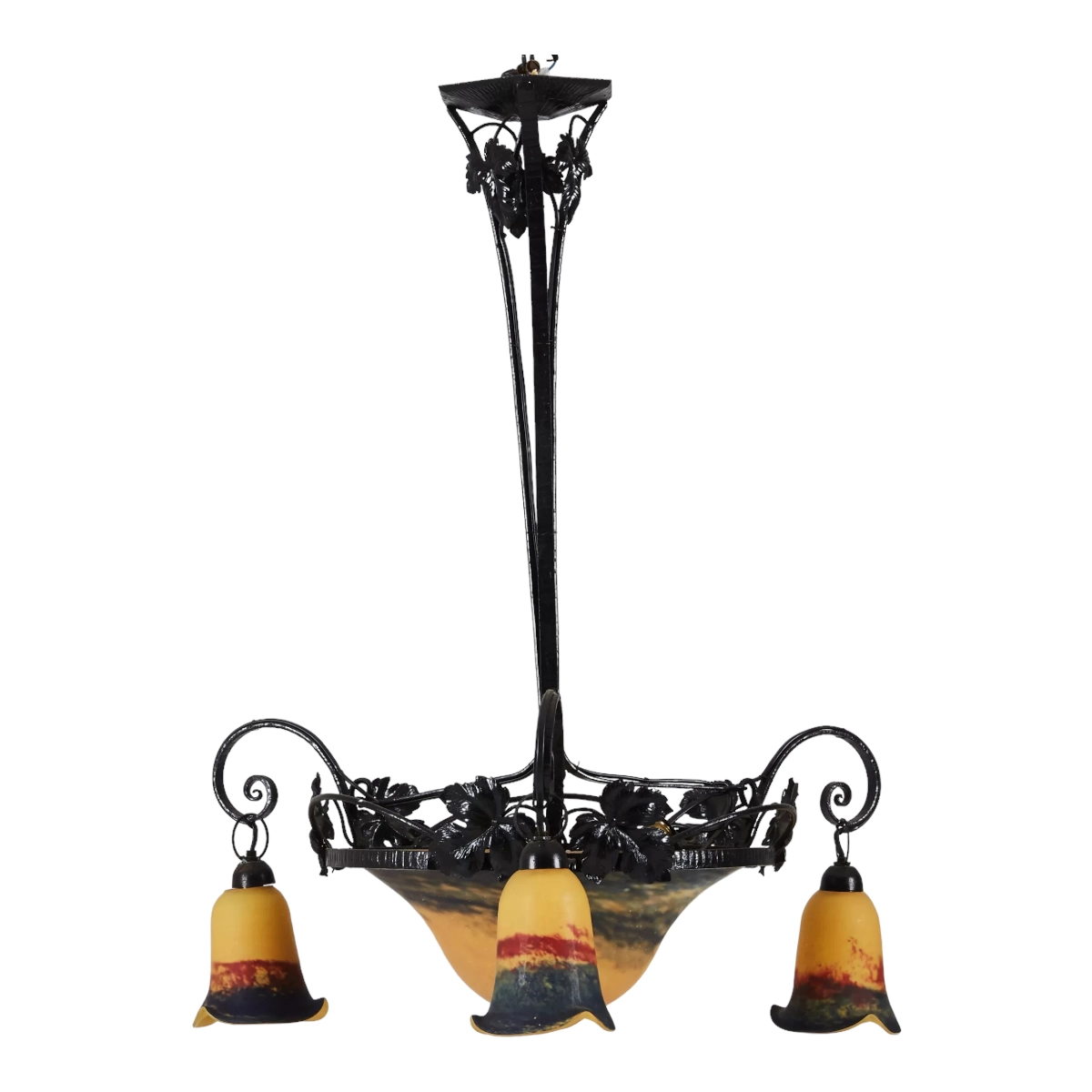 Lustre de style Art Nouveau France 20ème siècle. 