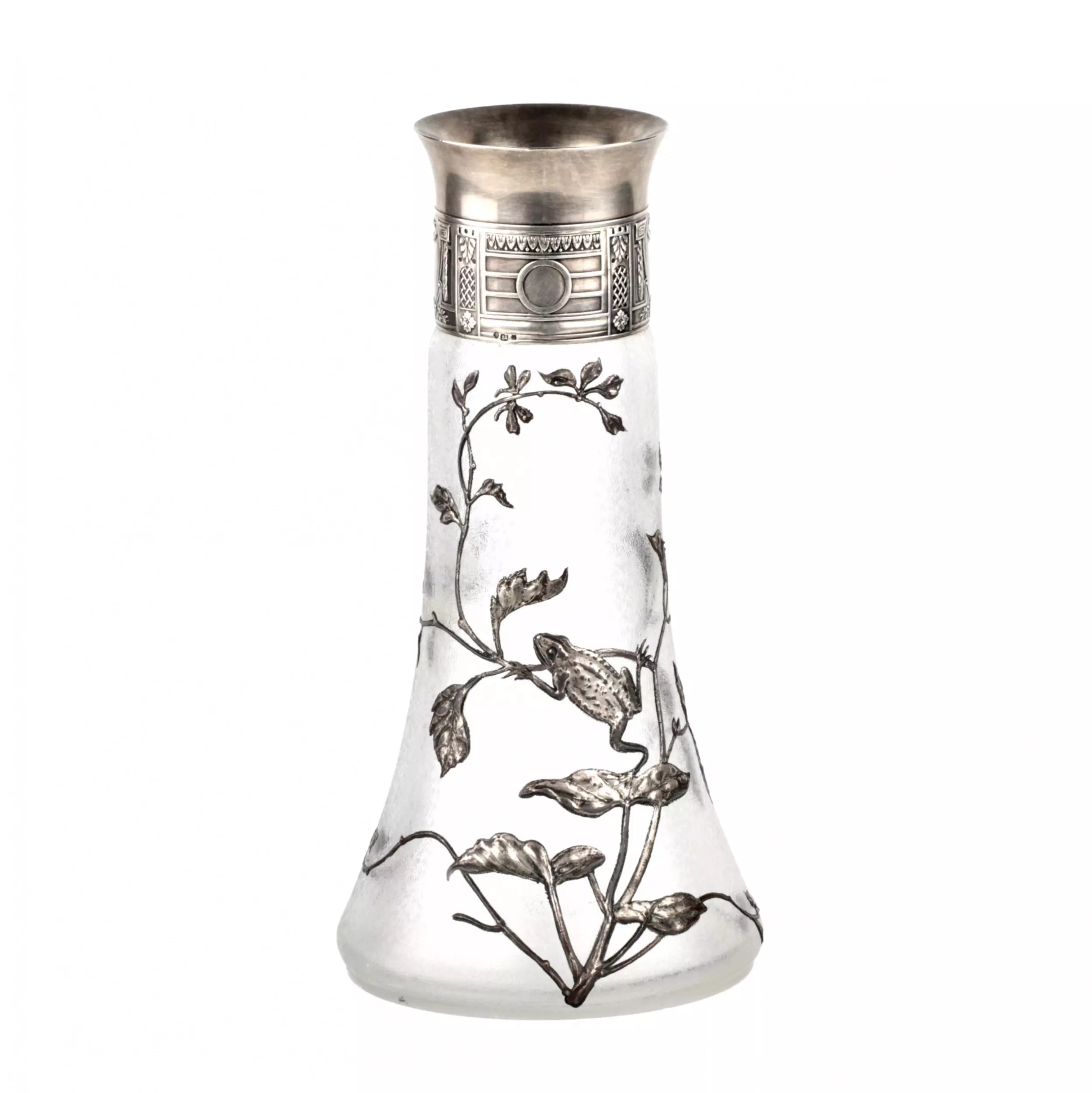Un vase dans un cadre en argent. 2ème Artel. Empire russe. 