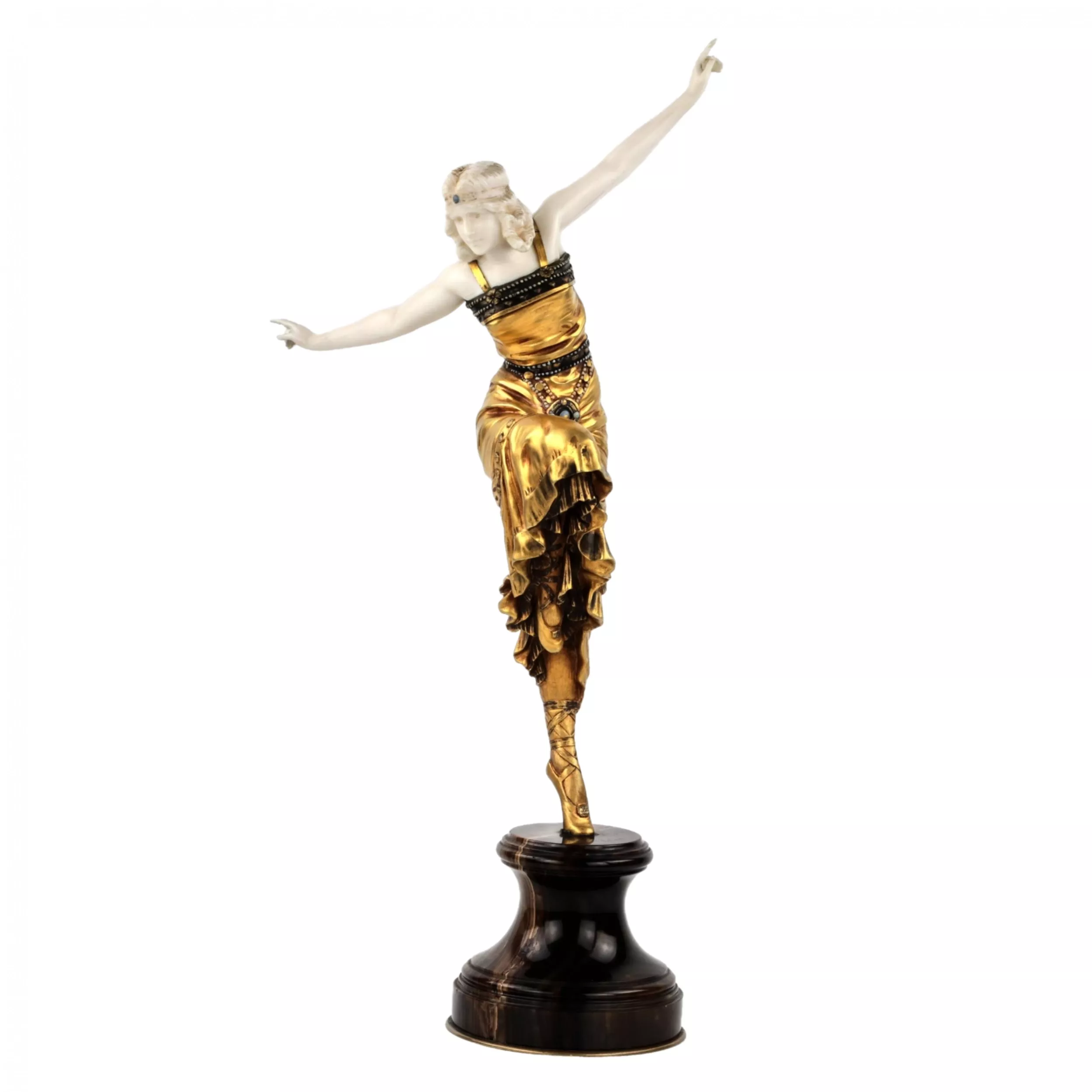 P. Philippe. Figure en bronze dune danseuse russe.