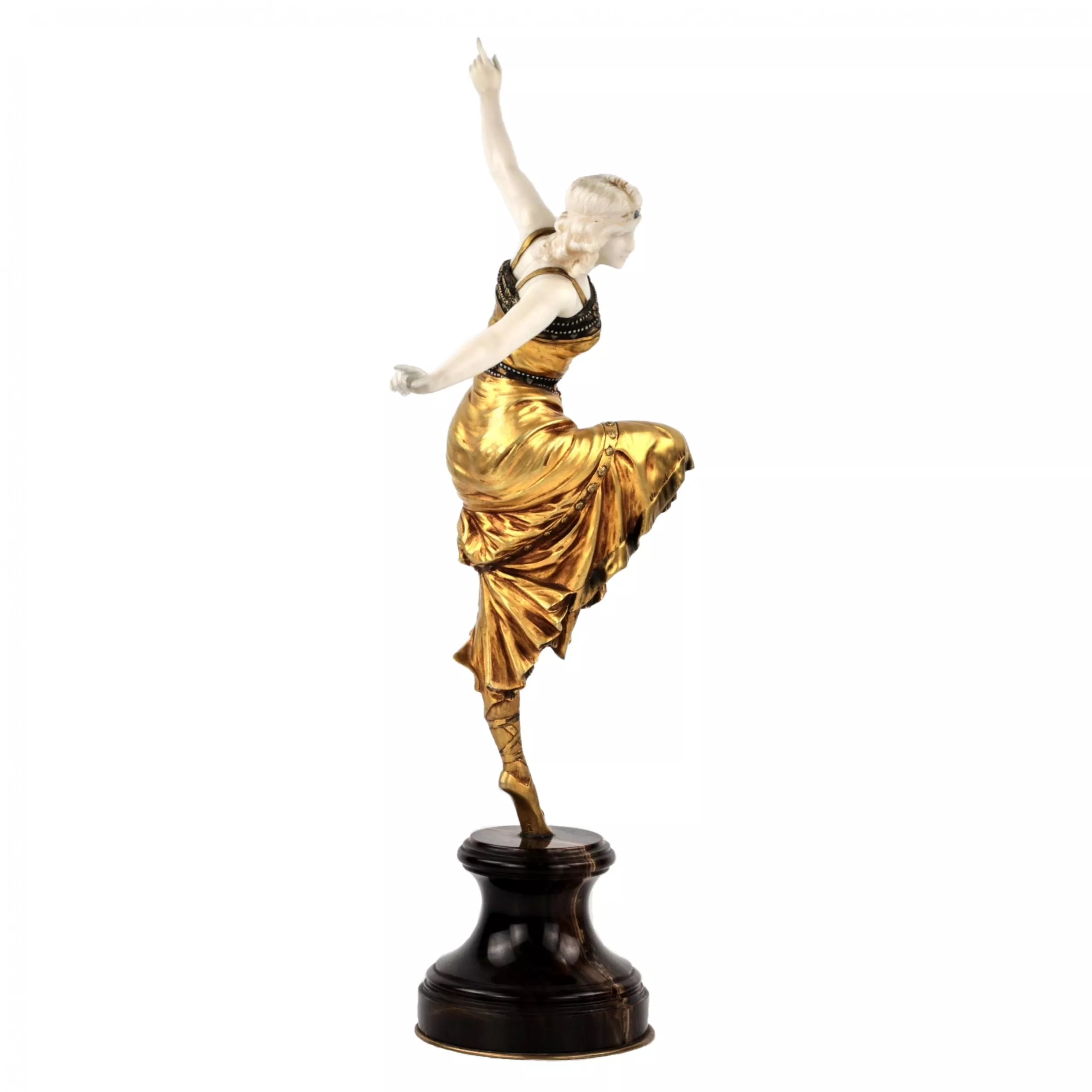 P. Philippe. Figure en bronze dune danseuse russe.